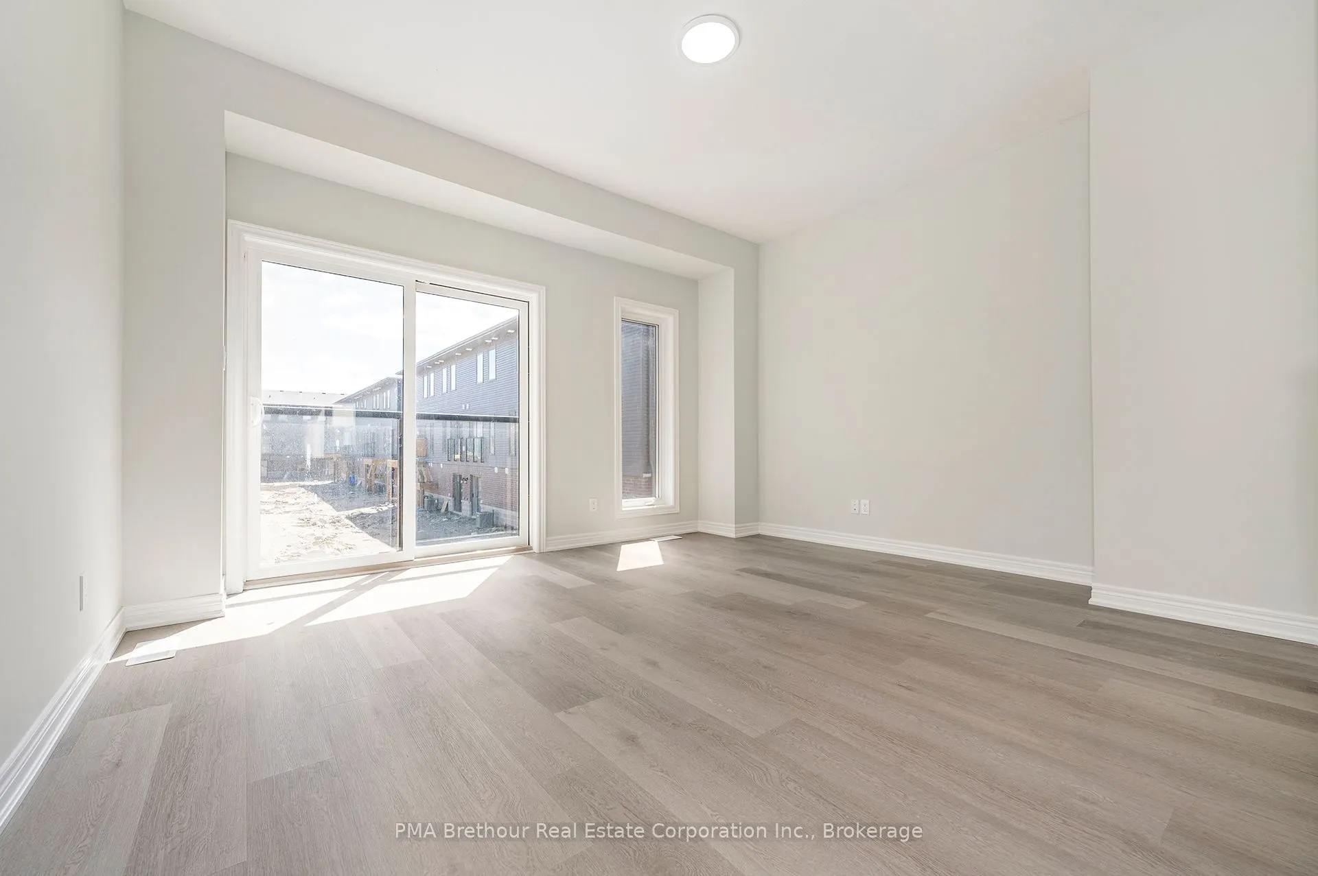 11 Winters Crescent, #24
