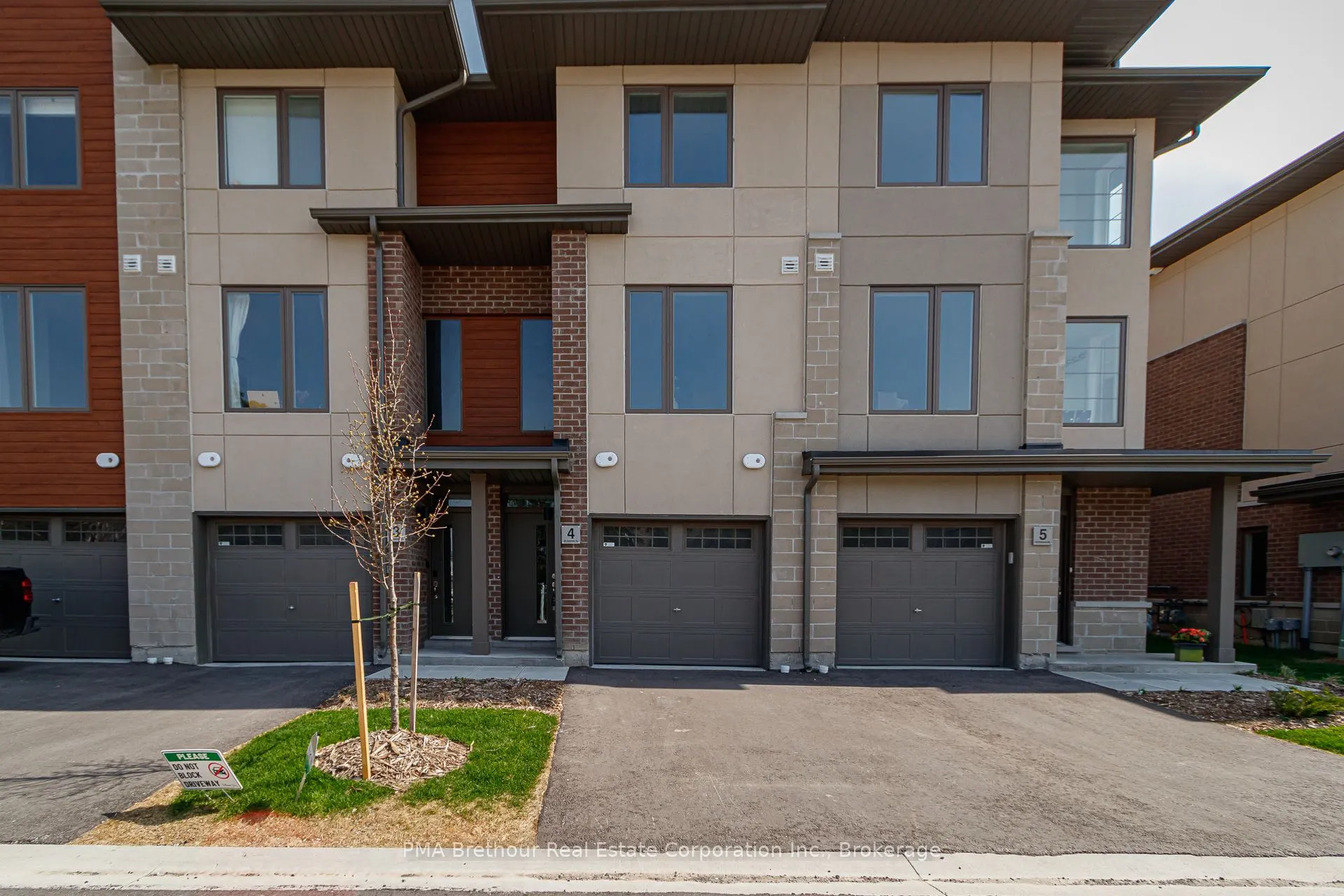 35 Dawson Drive, #4