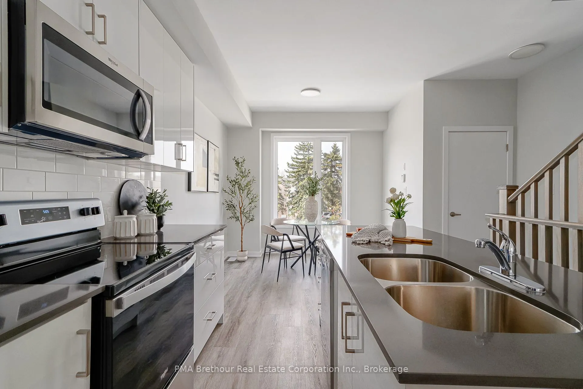 35 Dawson Drive, #4