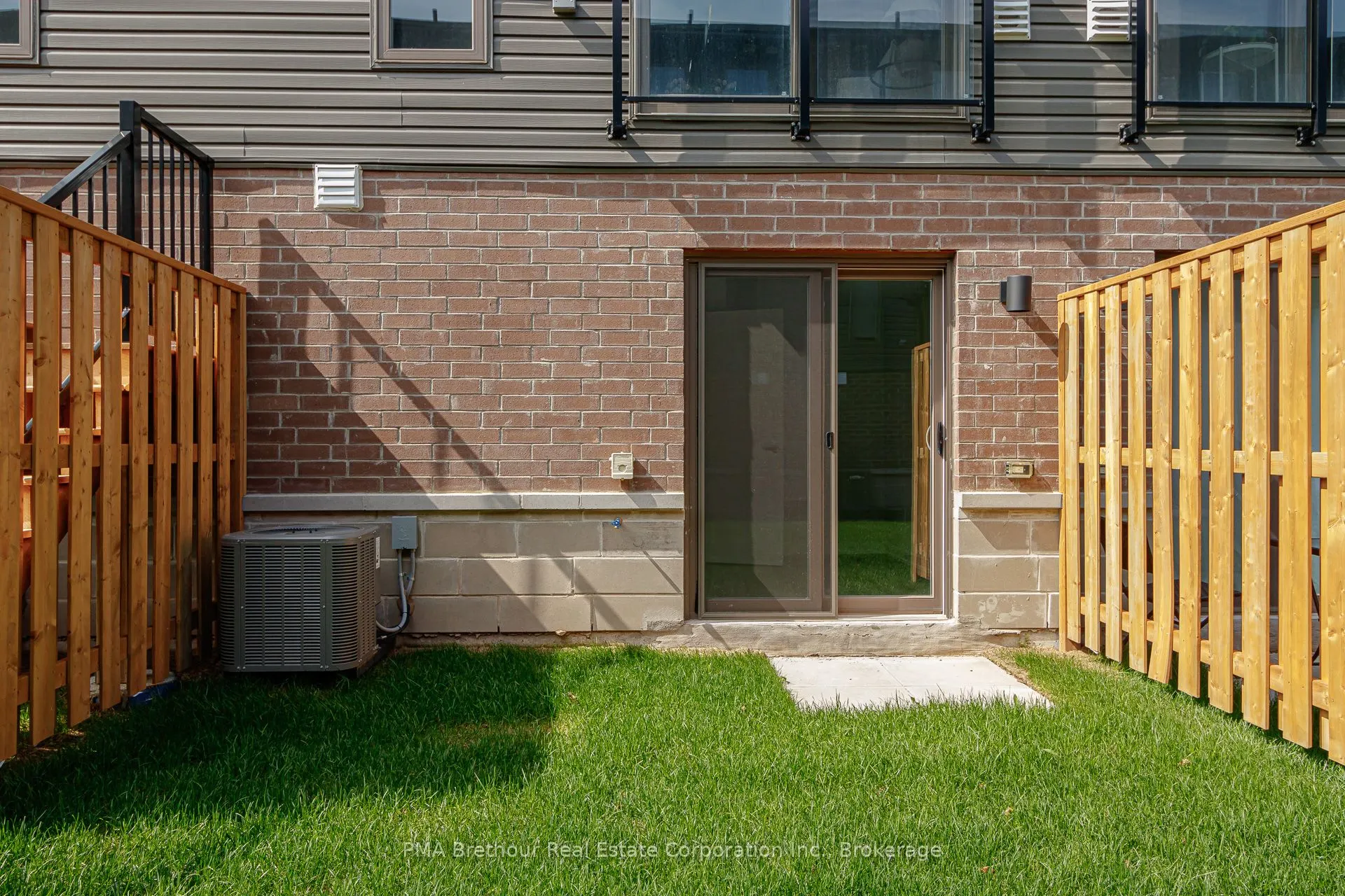 35 Dawson Drive, #4