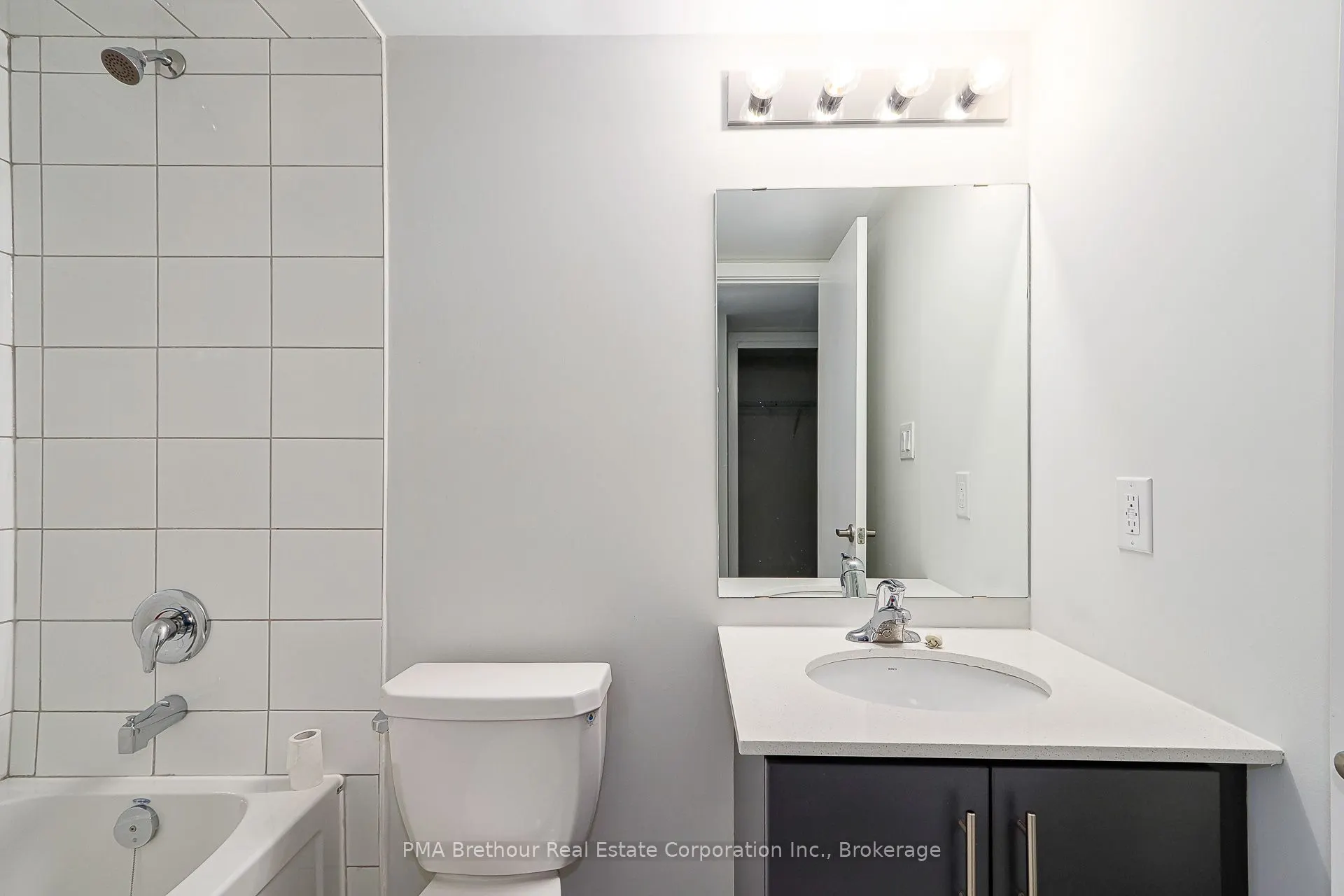 35 Dawson Drive, #4