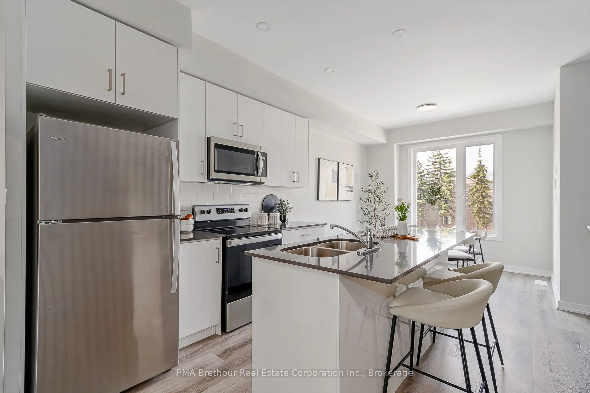 35 Dawson Drive, #4
