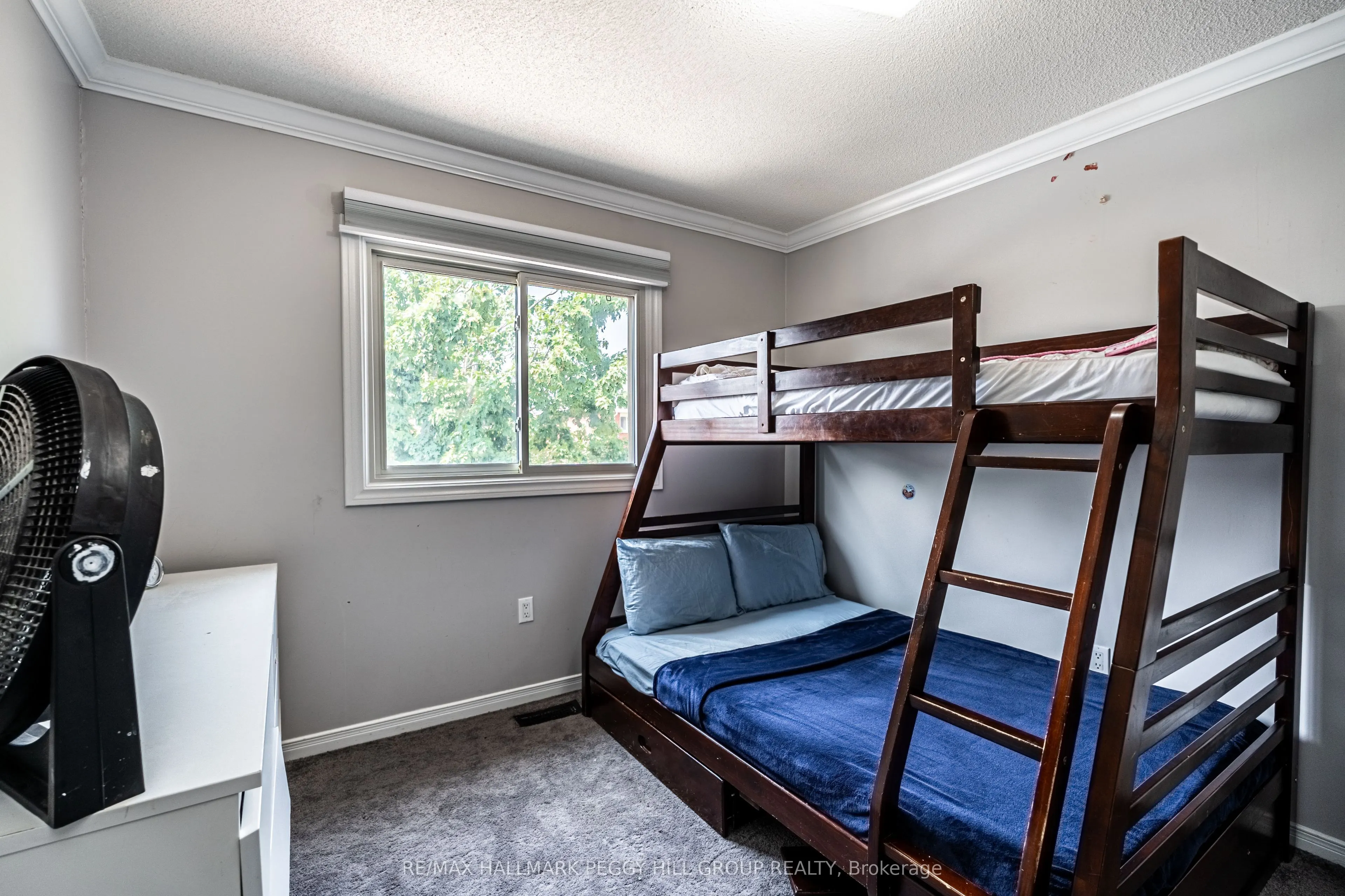 45 Weatherup Crescent