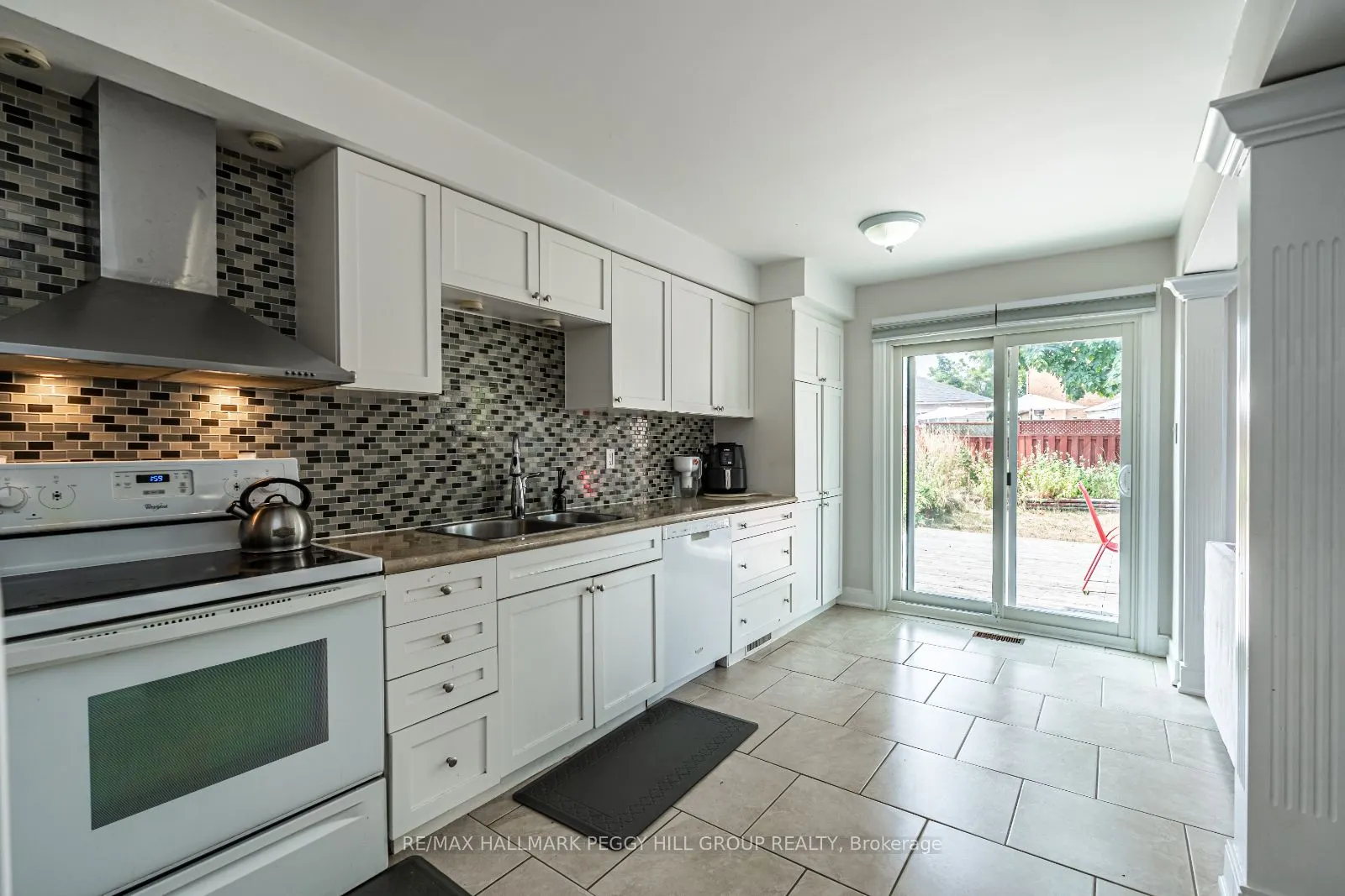 45 Weatherup Crescent