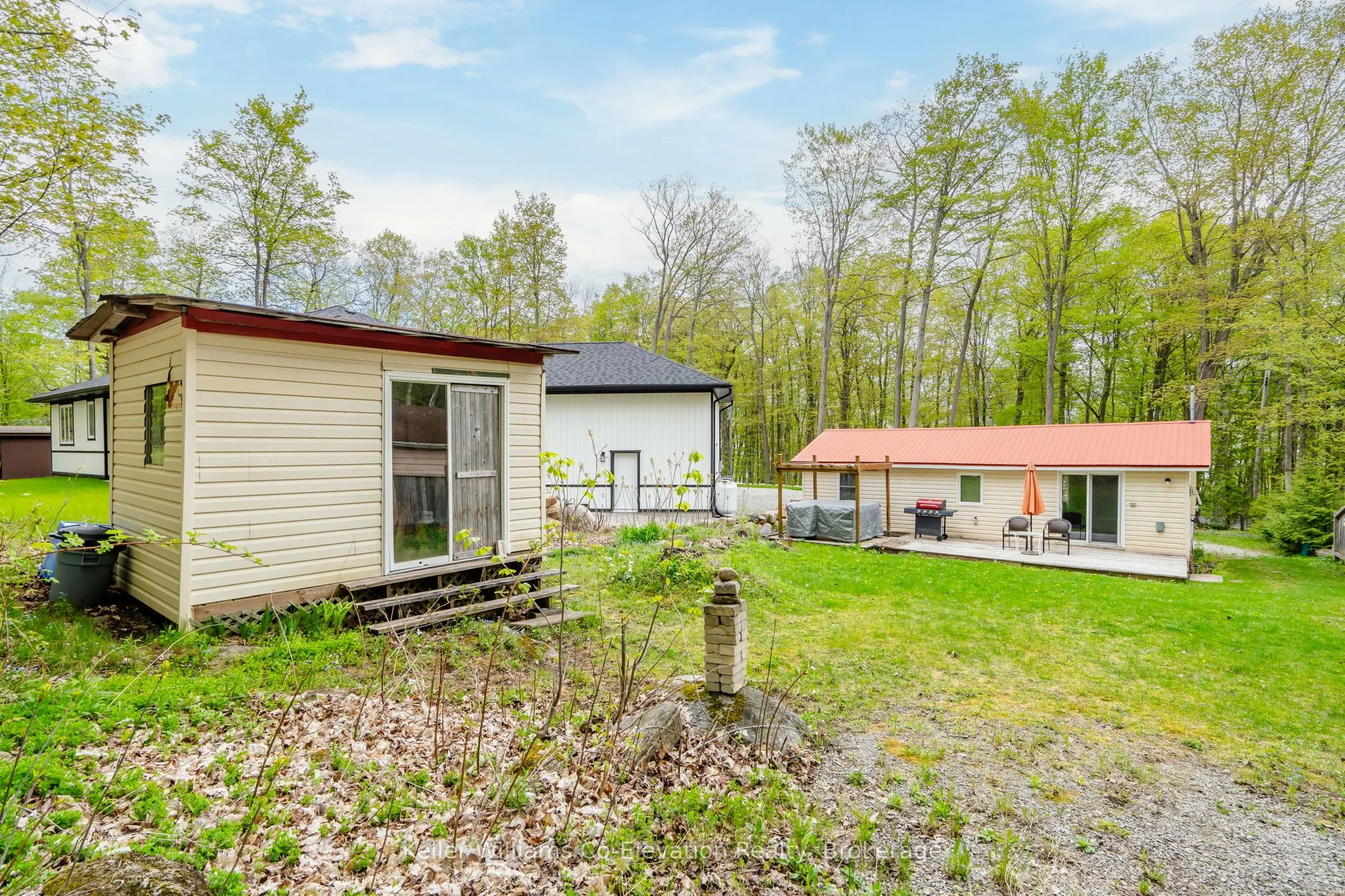 48 MCARTHUR Drive
