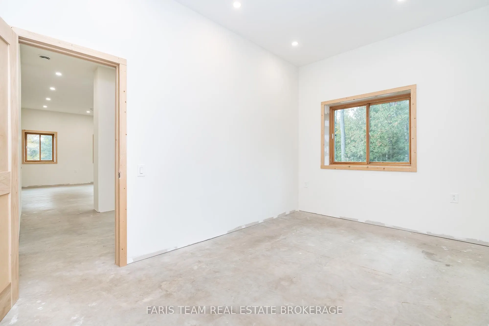 2576 Champlain Road