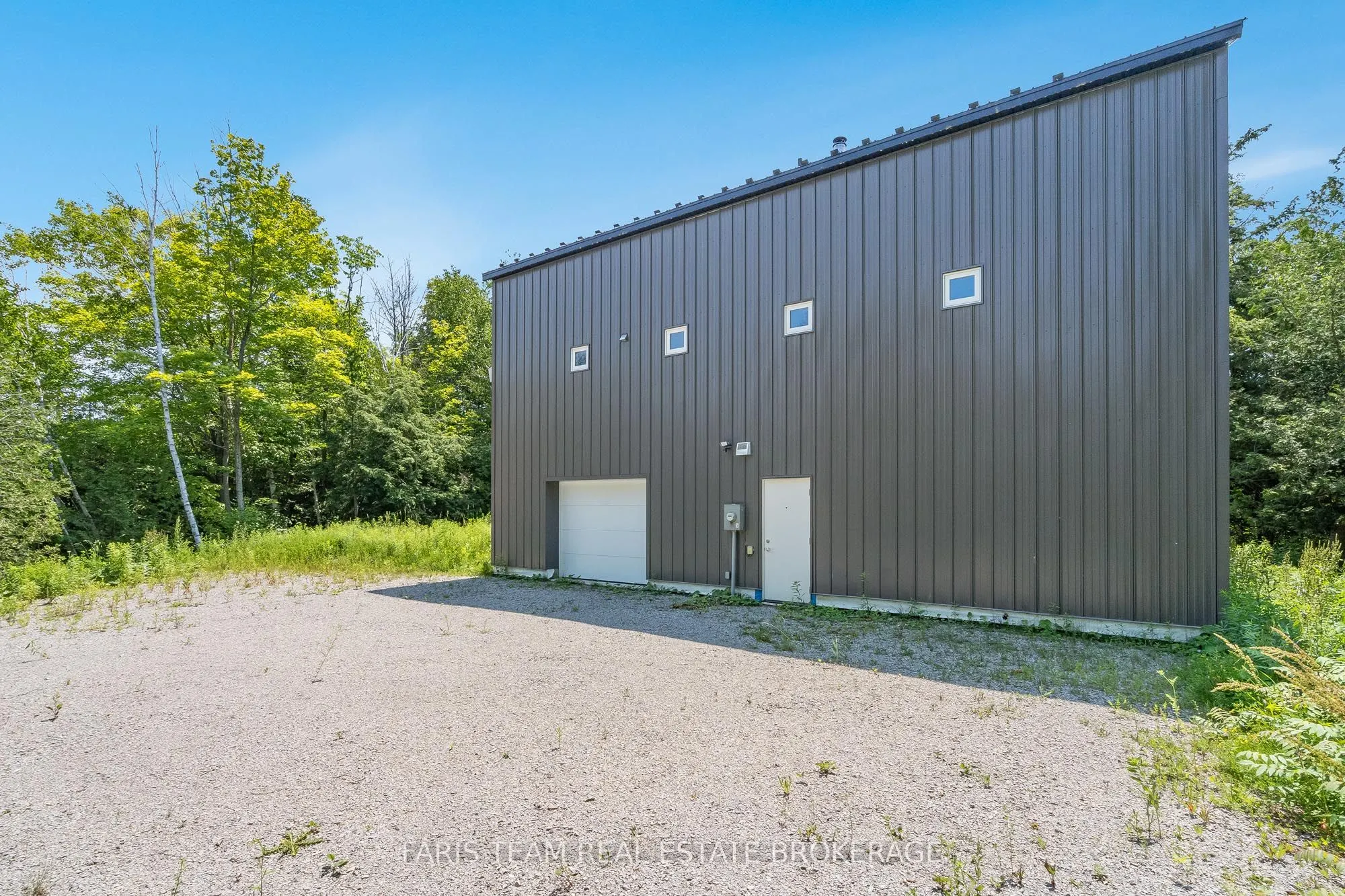 2576 Champlain Road