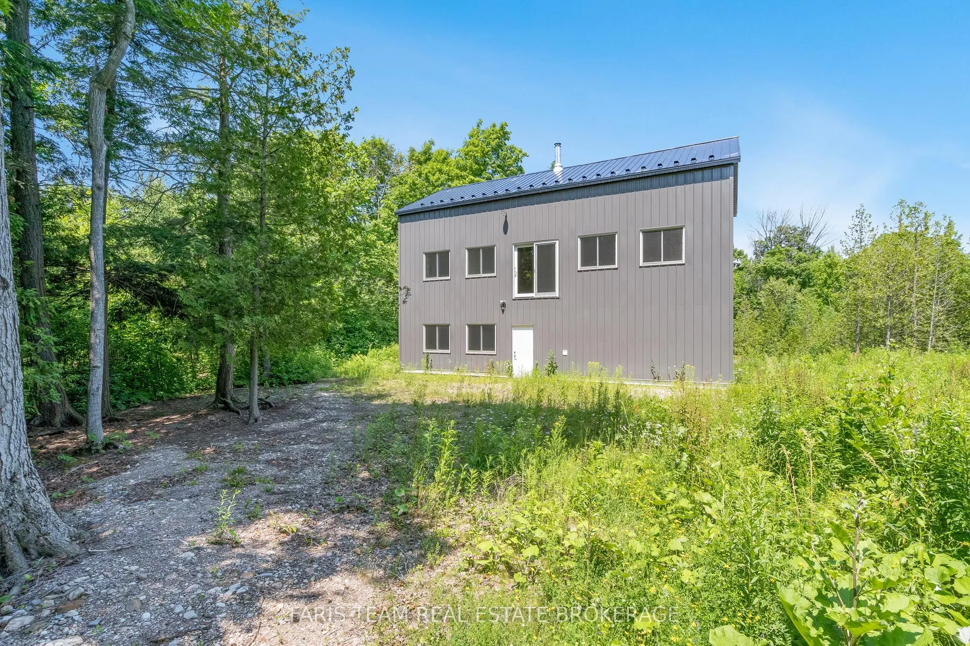 2576 Champlain Road