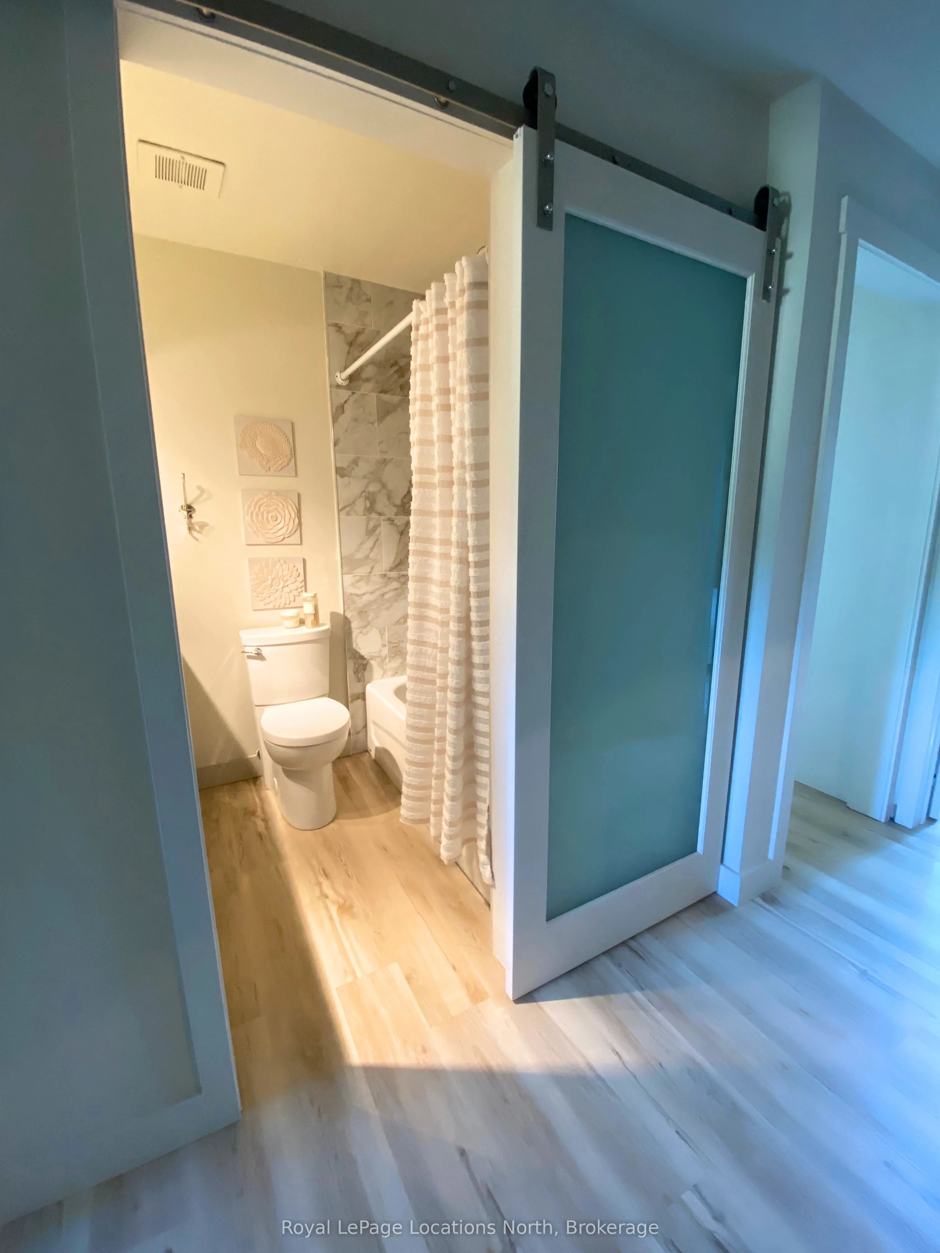 152 Escarpment Crescent, #12