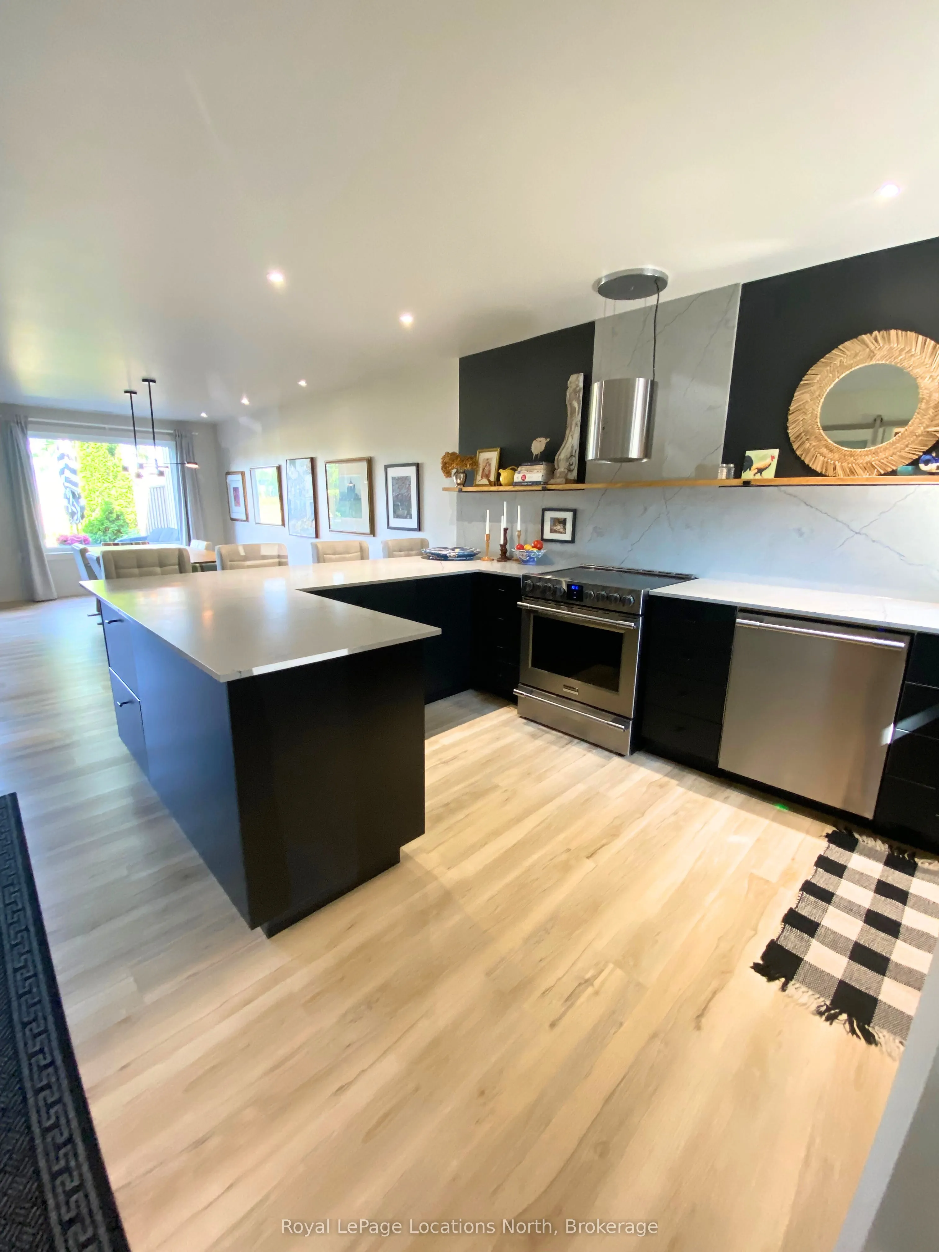 152 Escarpment Crescent, #12