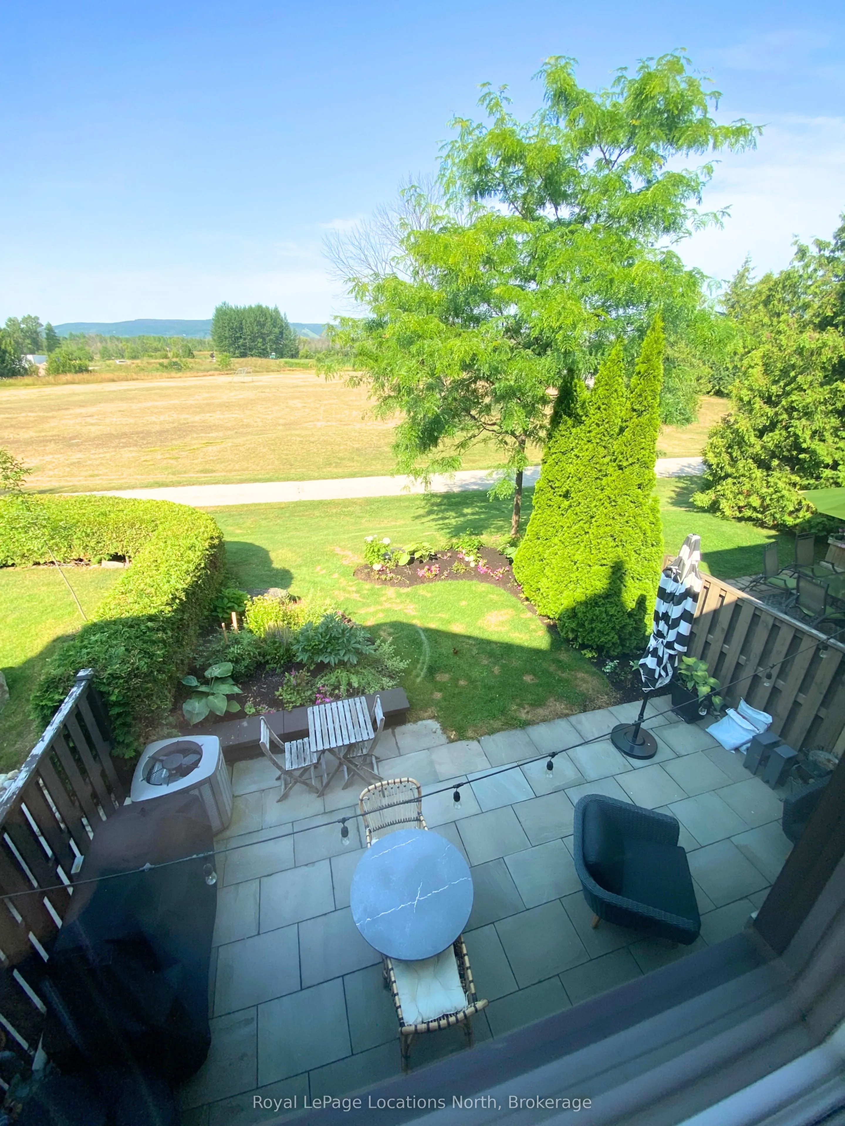152 Escarpment Crescent, #12