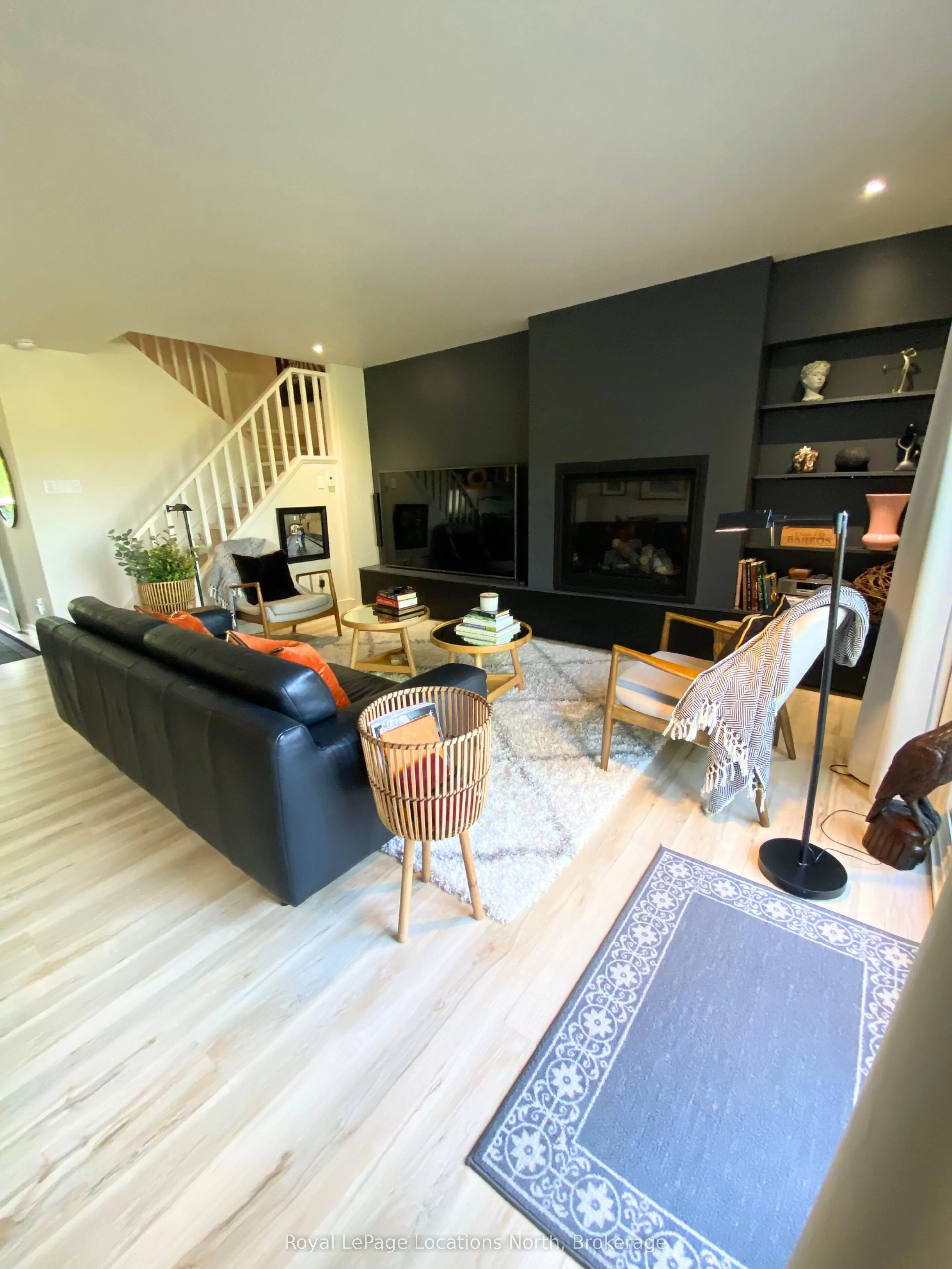 152 Escarpment Crescent, #12