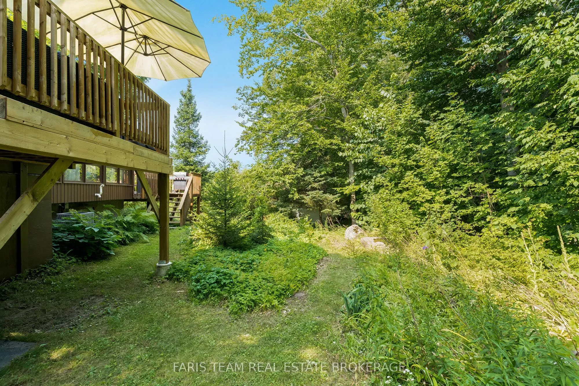 20 Glen Cedar Drive