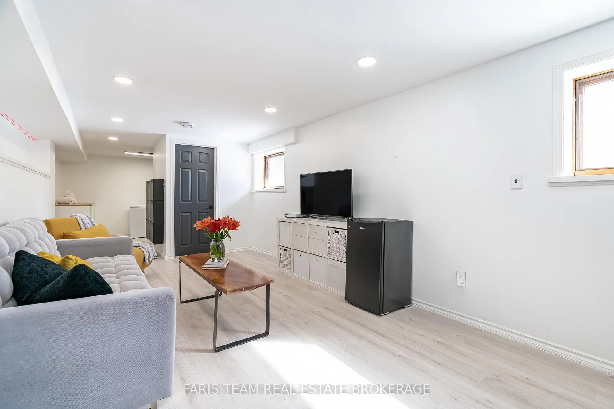 20 Glen Cedar Drive