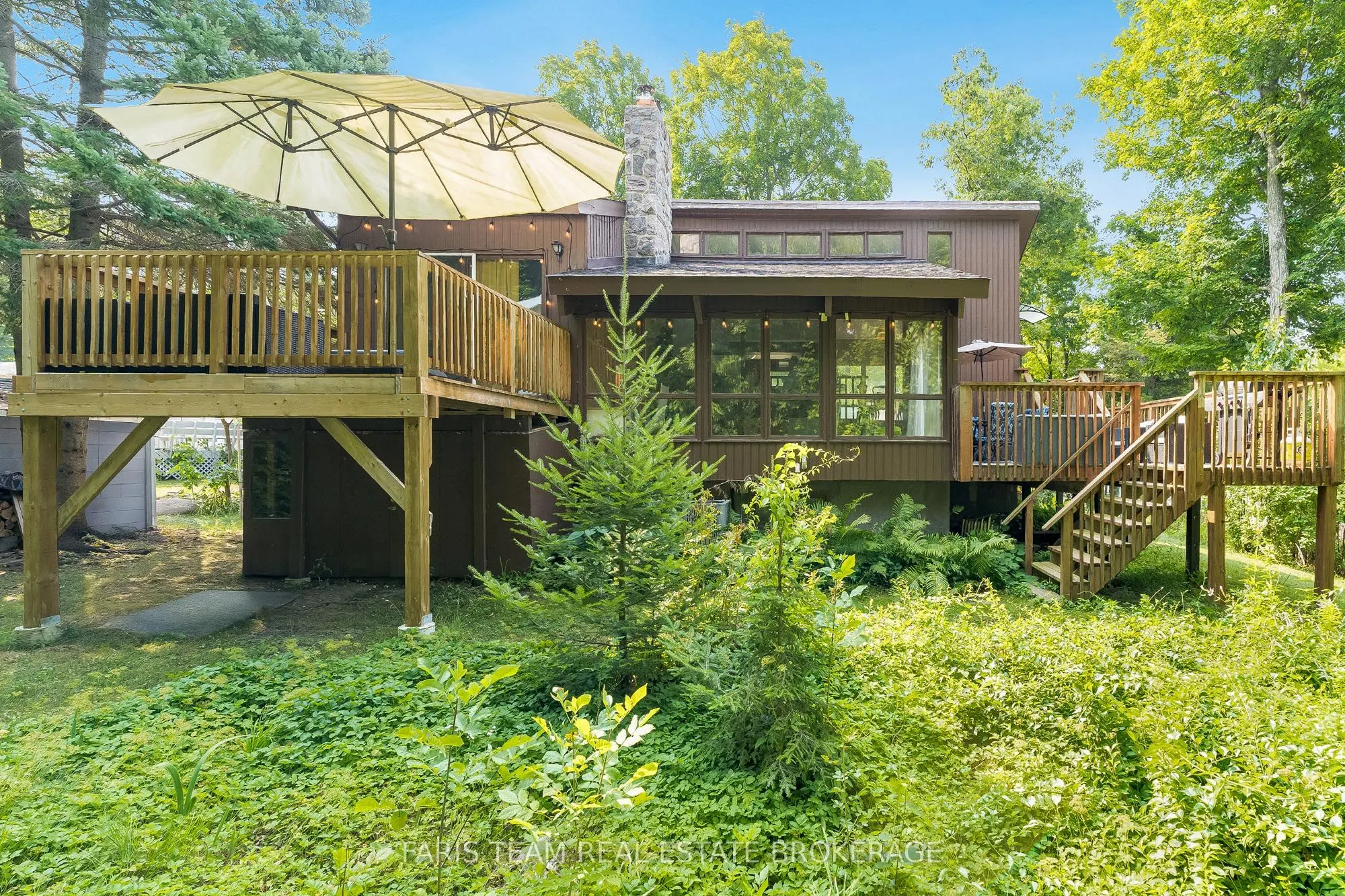 20 Glen Cedar Drive