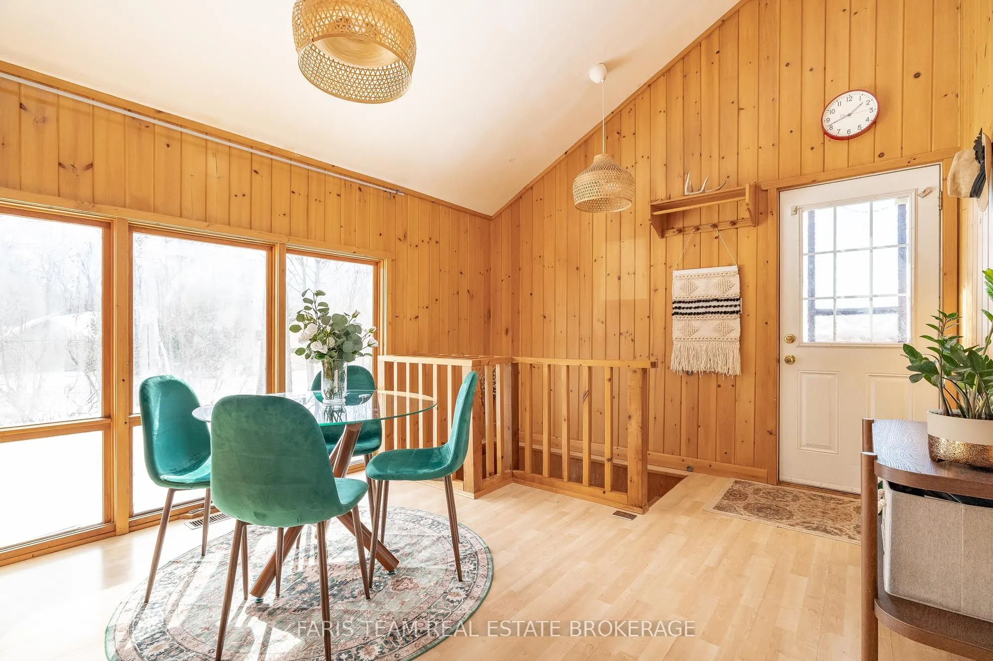 20 Glen Cedar Drive