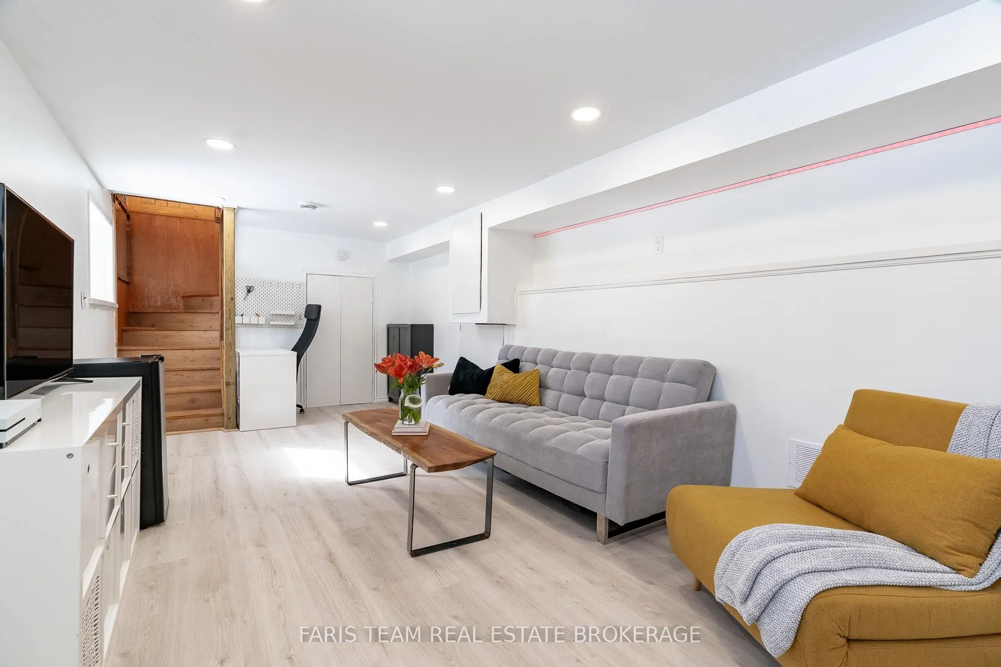20 Glen Cedar Drive