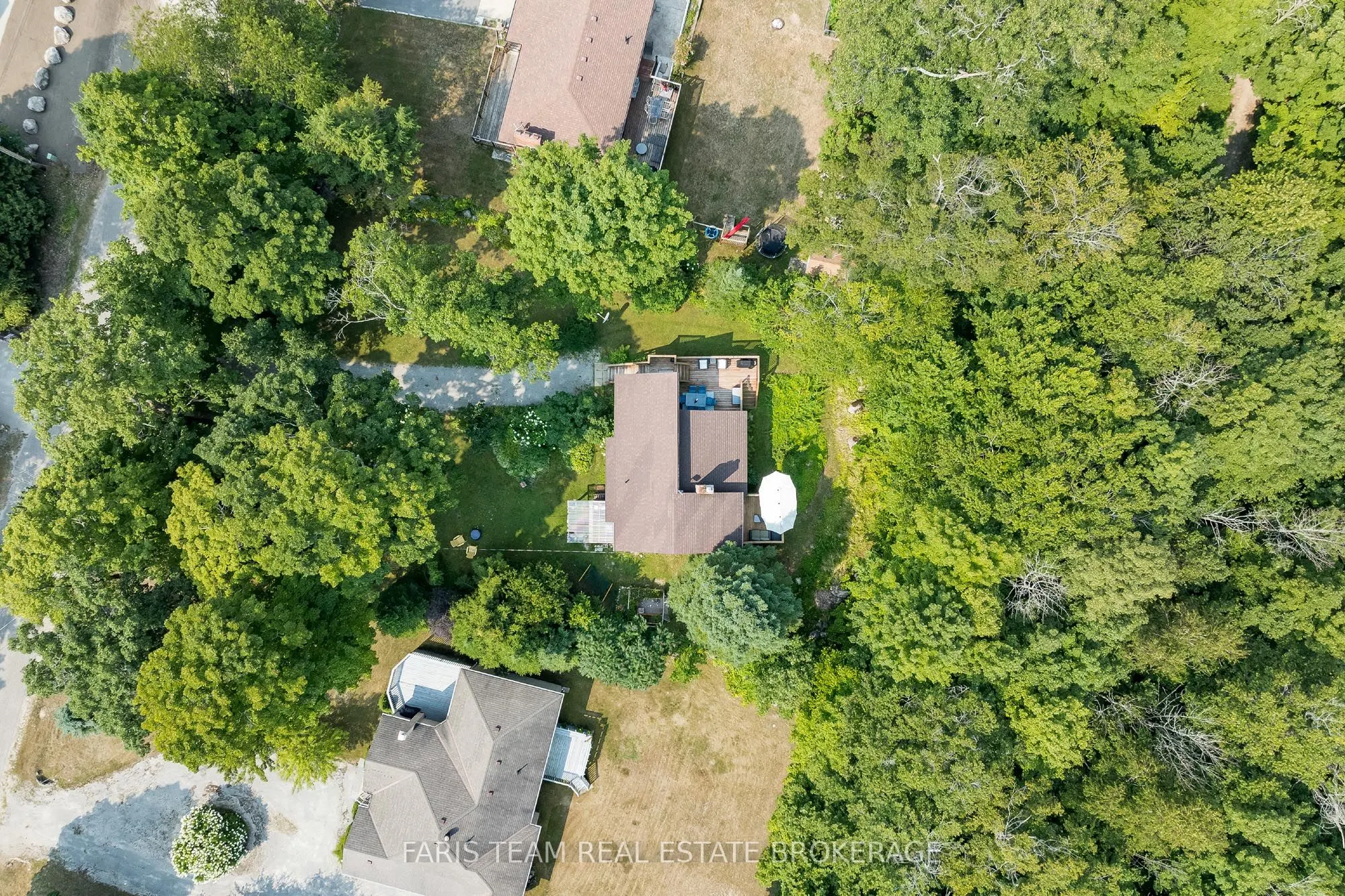 20 Glen Cedar Drive