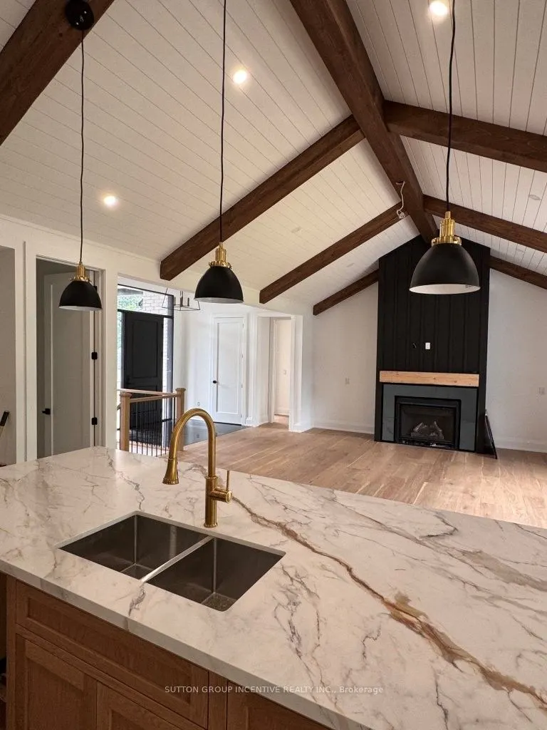 5 Jean Miller Court