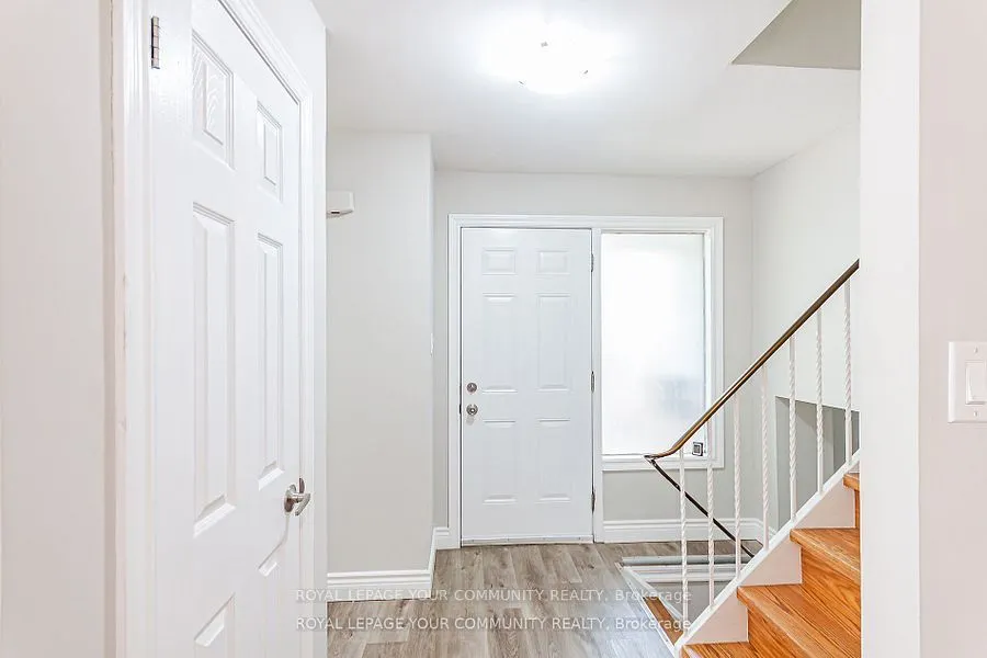 21 Ashdale Court