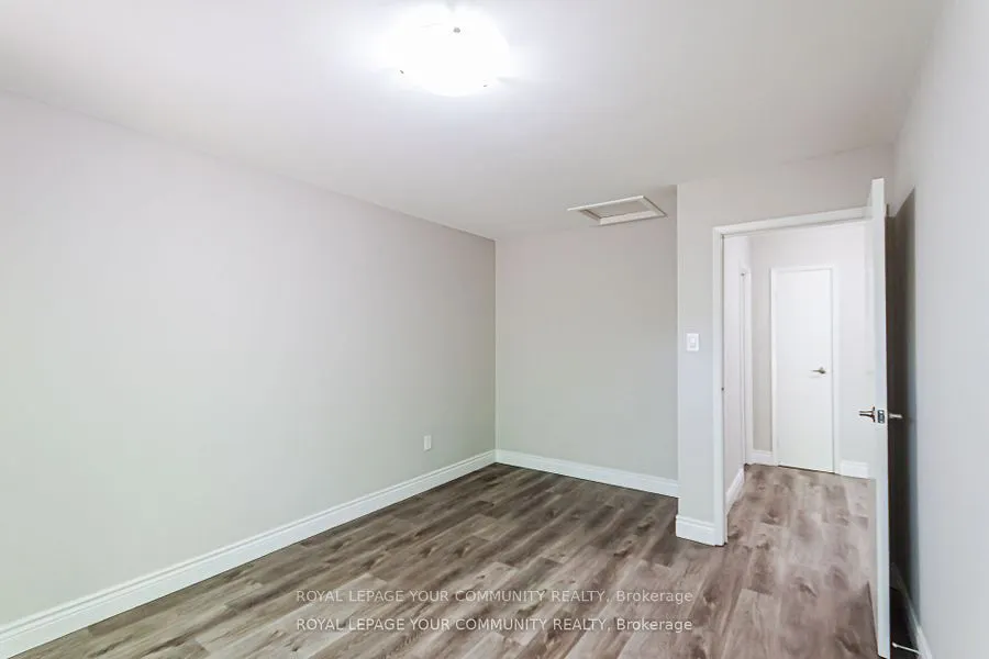 21 Ashdale Court