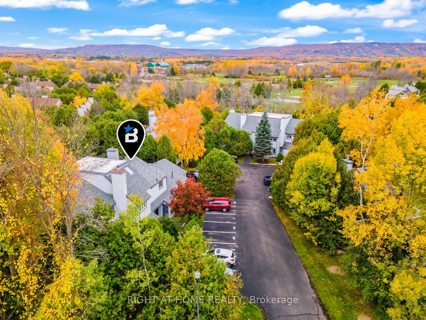 #403 - 12 Dawson Drive, #403