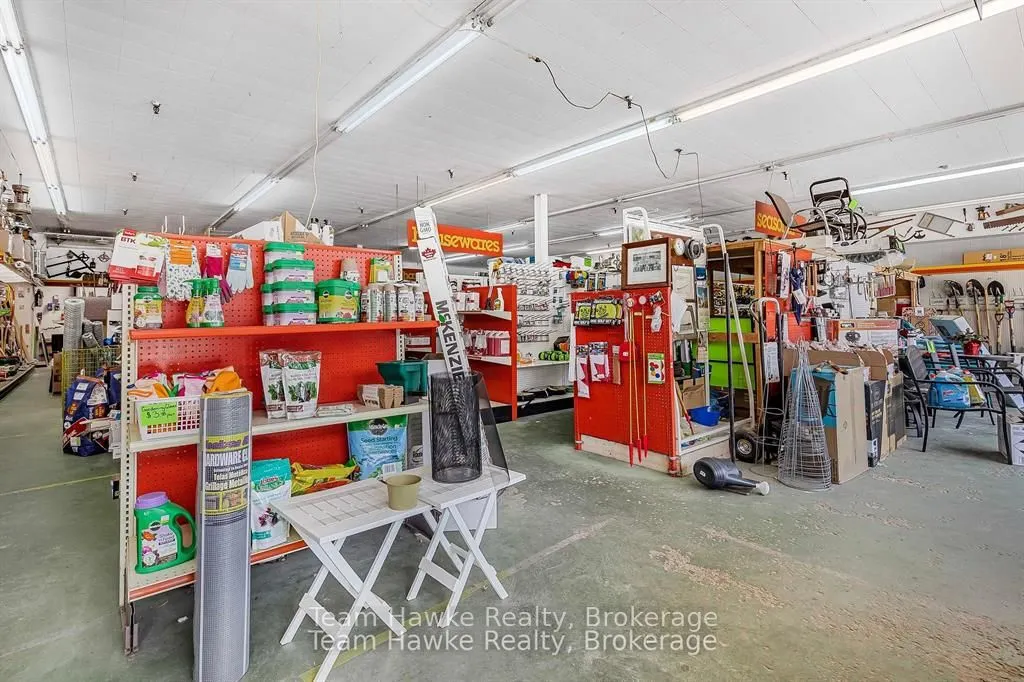 526 DOMINION Avenue