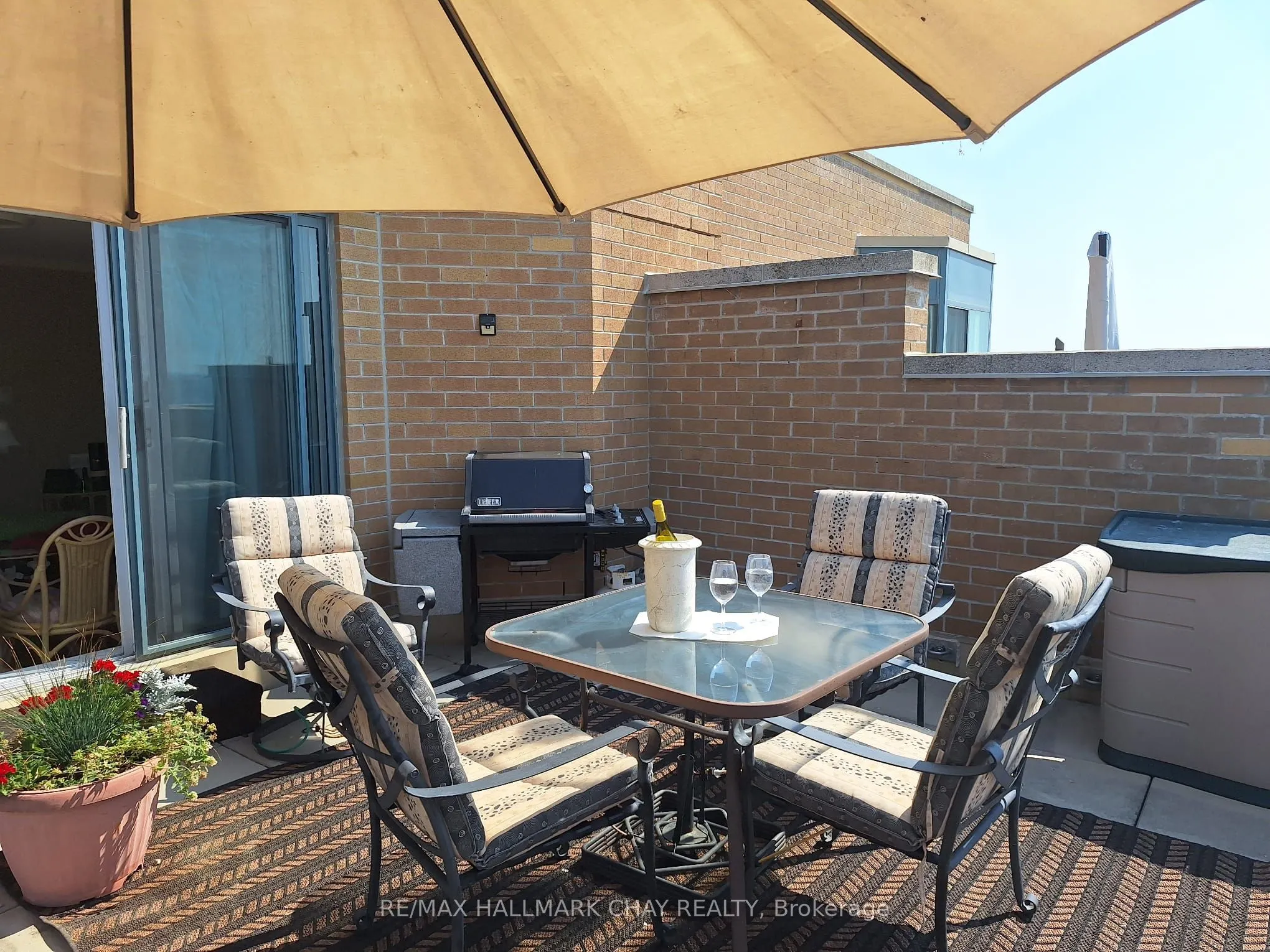 150 Dunlop Street E, #1505