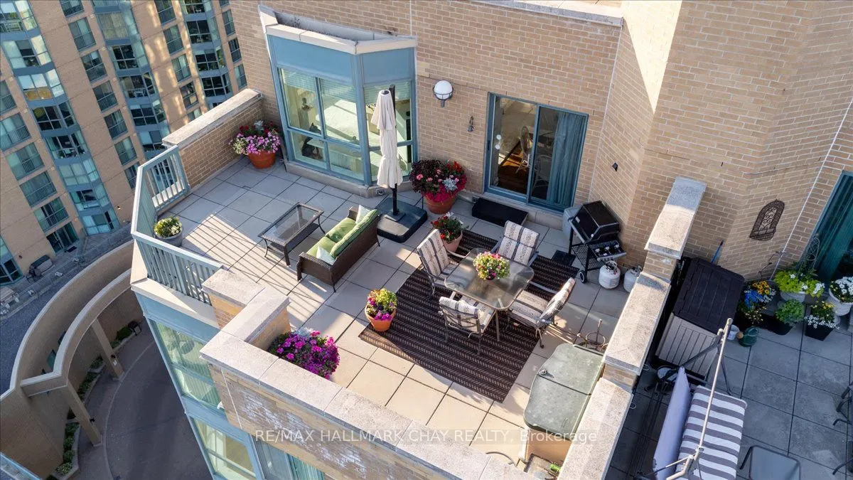 150 Dunlop Street E, #1505