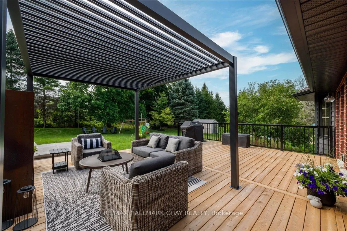 32 Forest Hill Drive