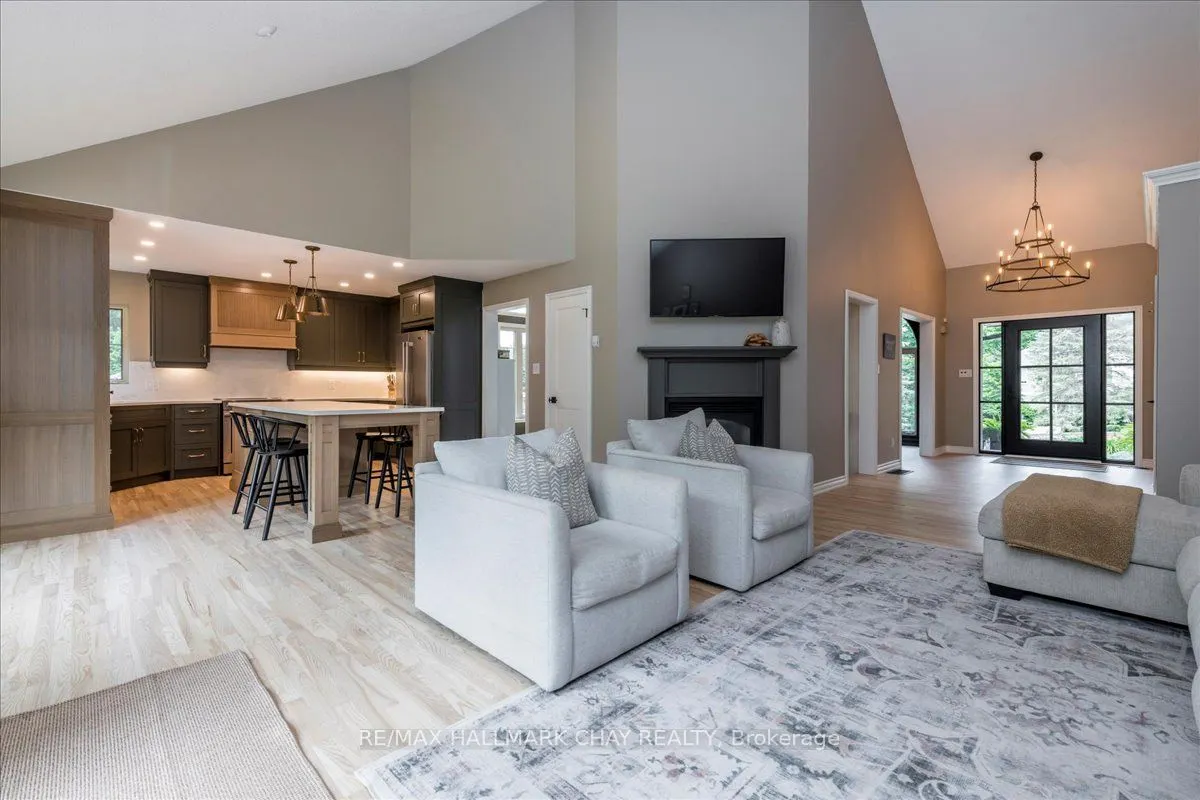32 Forest Hill Drive