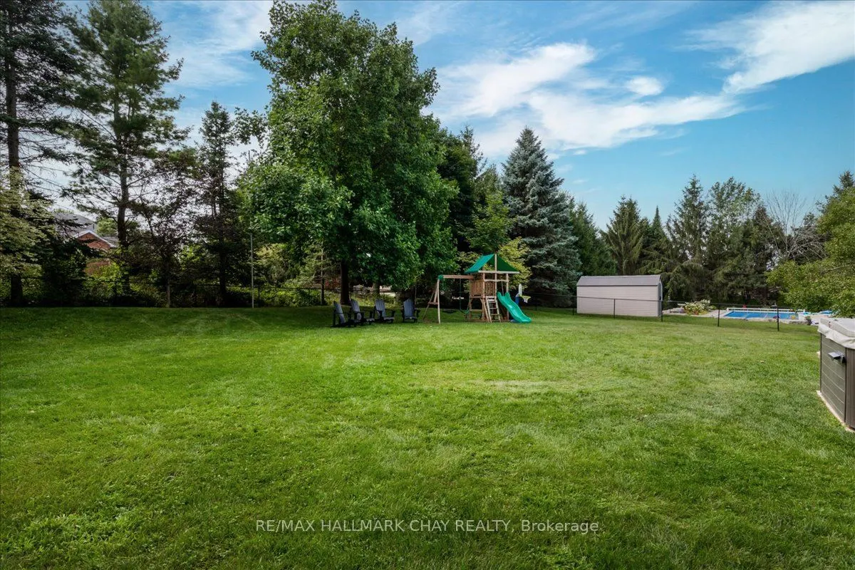 32 Forest Hill Drive