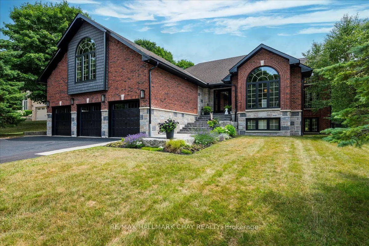 32 Forest Hill Drive