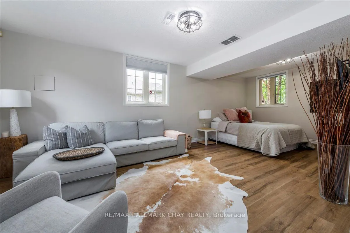 32 Forest Hill Drive