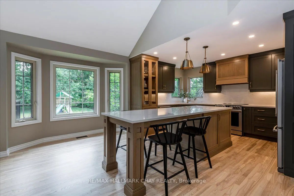 32 Forest Hill Drive