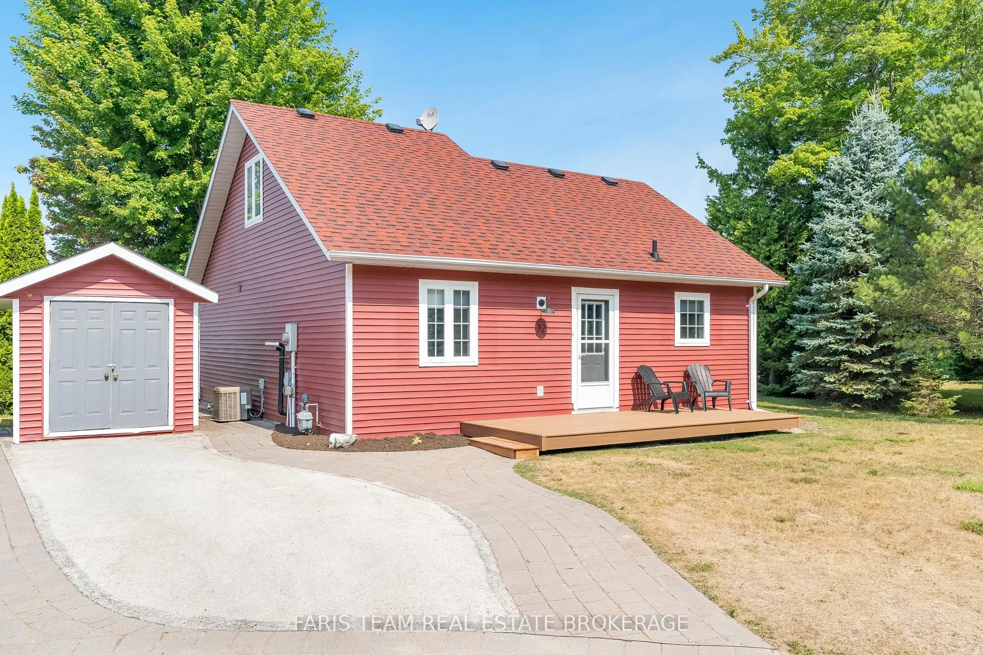 32 Algonquin Trail