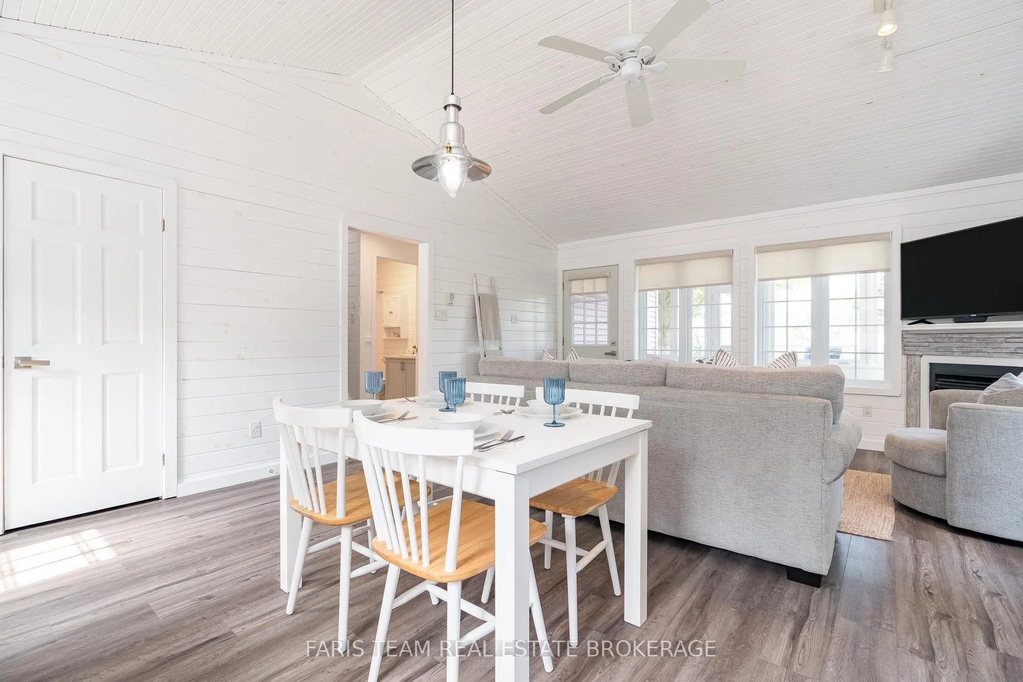 32 Algonquin Trail