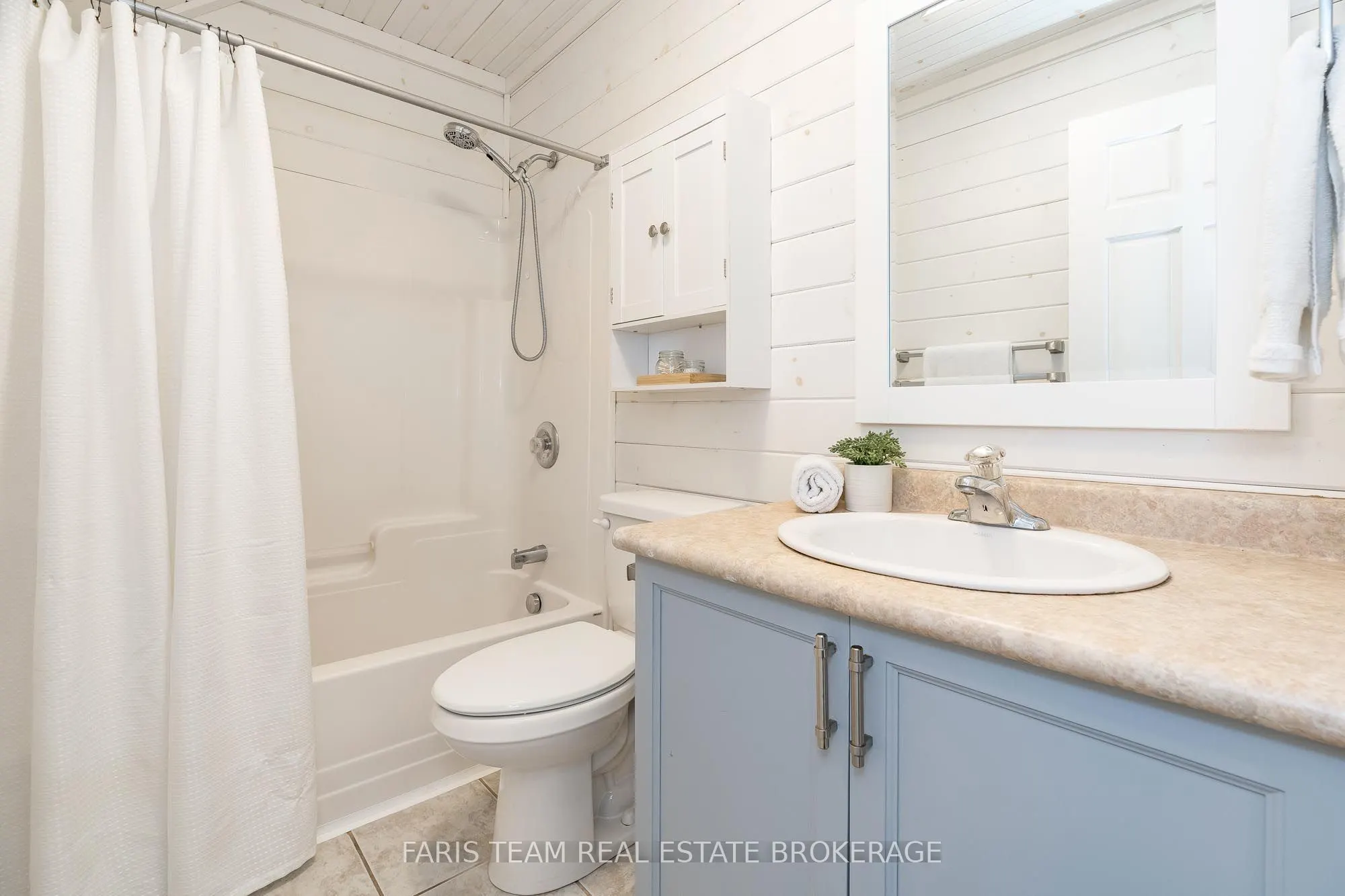 32 Algonquin Trail