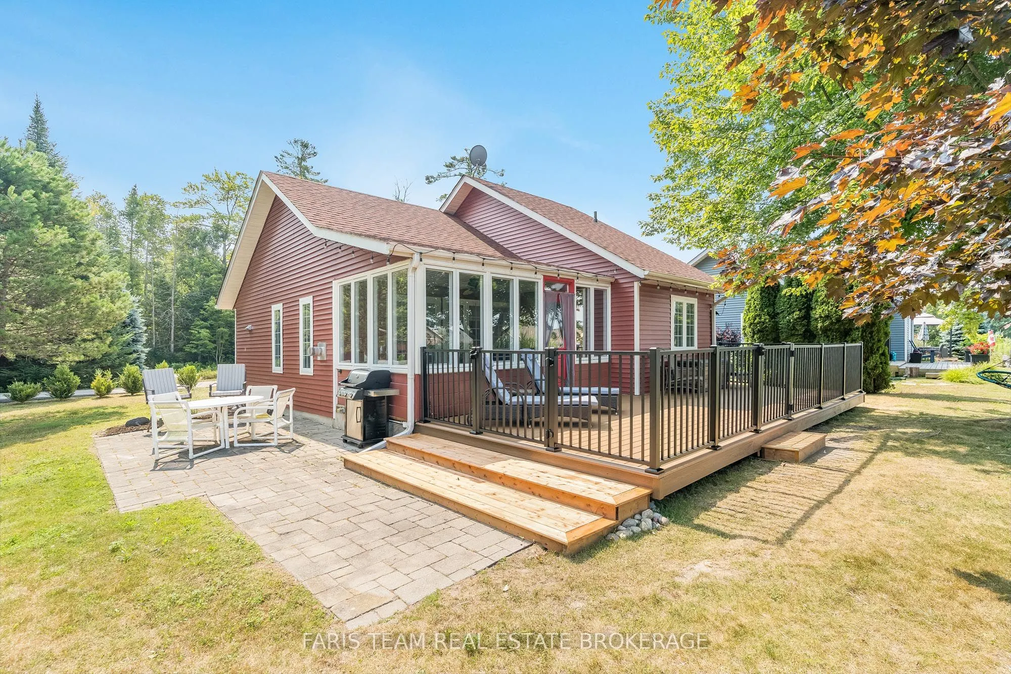 32 Algonquin Trail