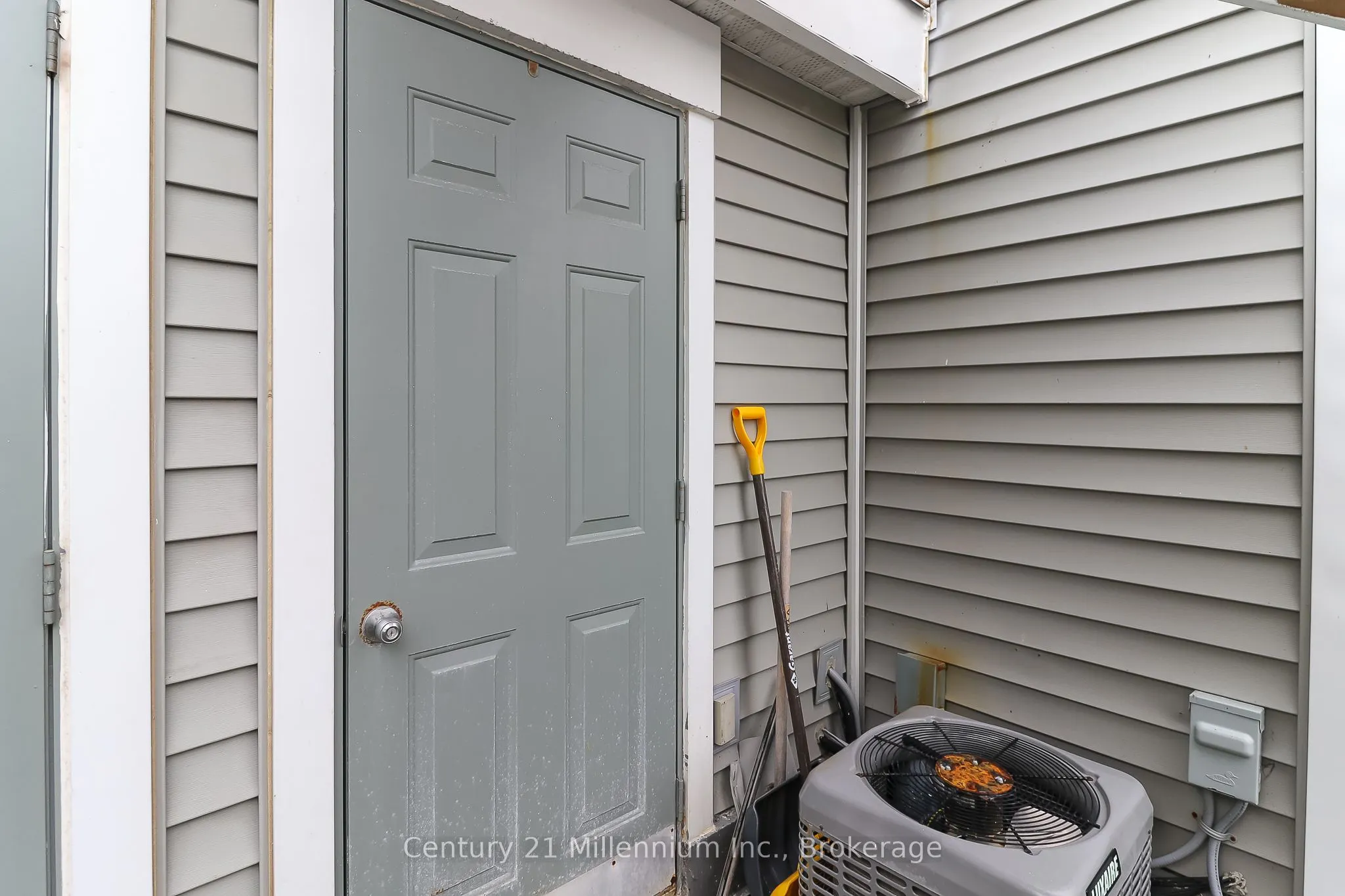 55 Trott Boulevard, #124