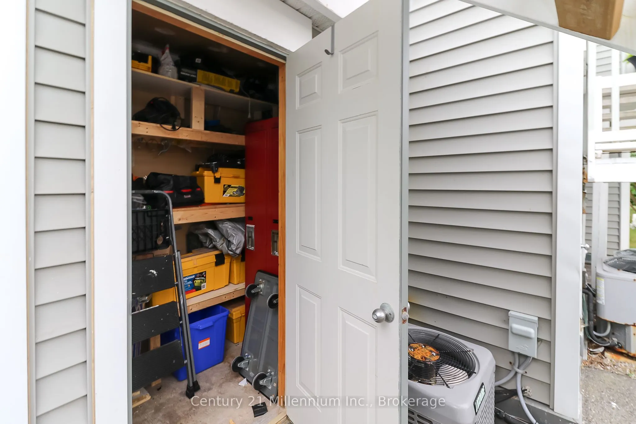 55 Trott Boulevard, #124