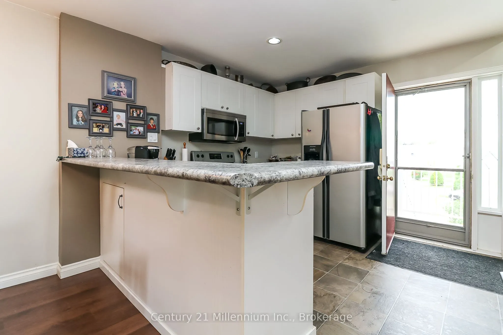 55 Trott Boulevard, #124