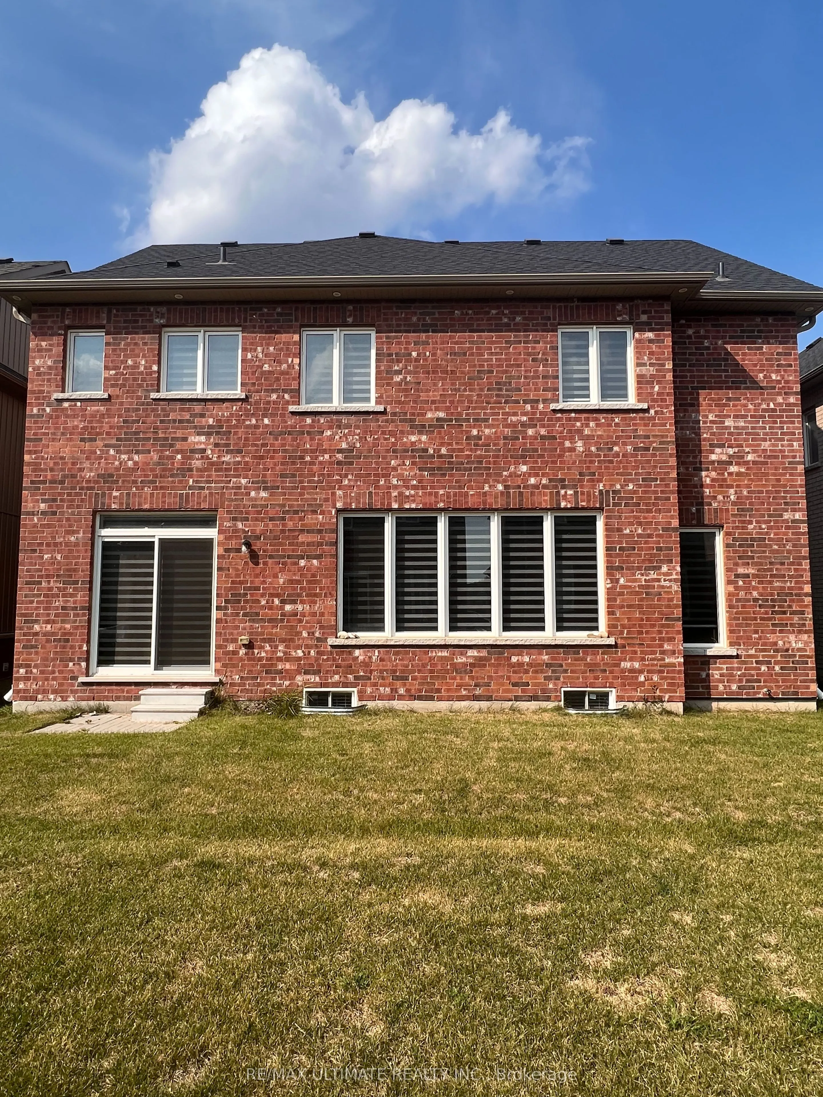 40 Mclean Avenue