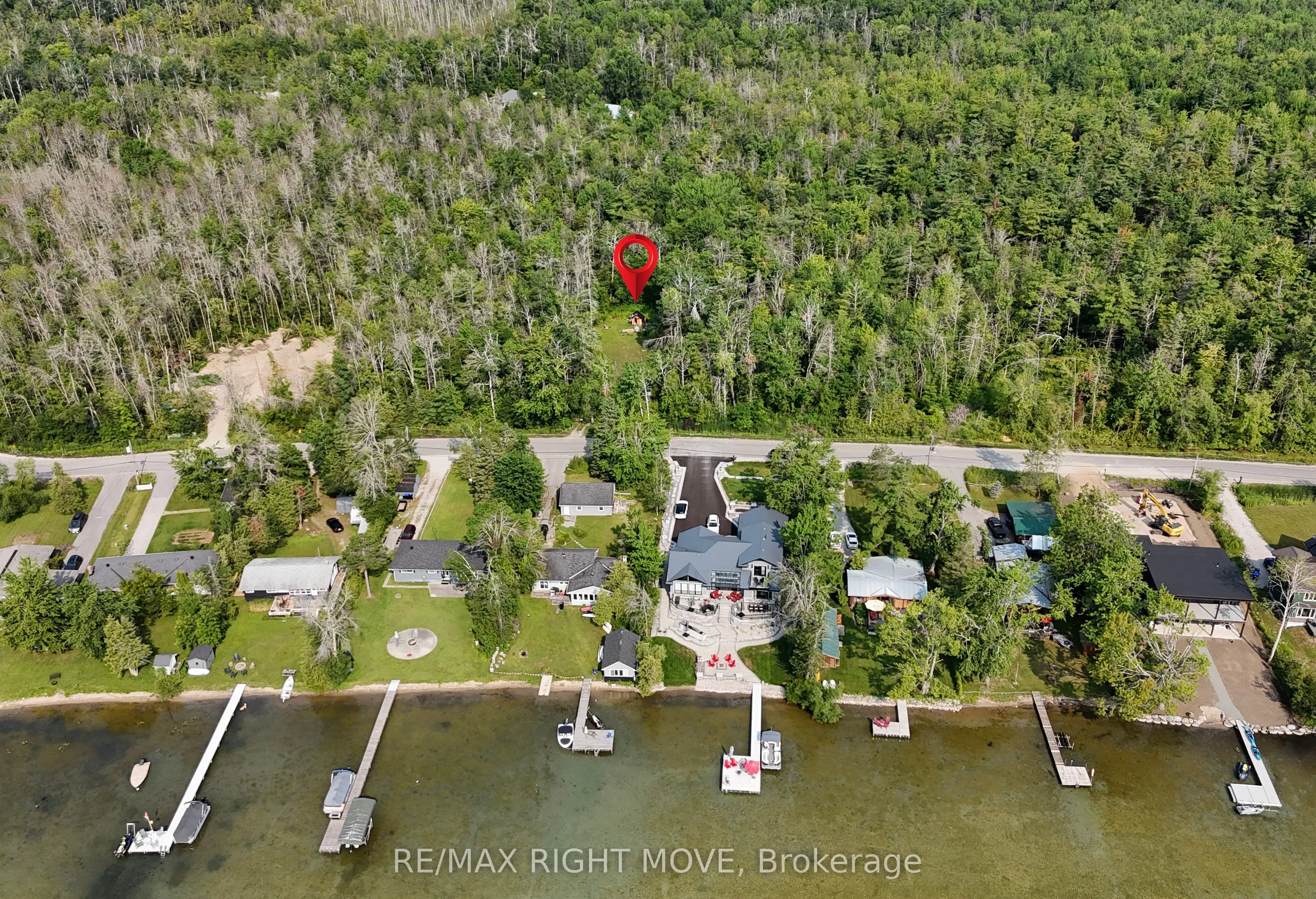 1466 Cunningham Crescent