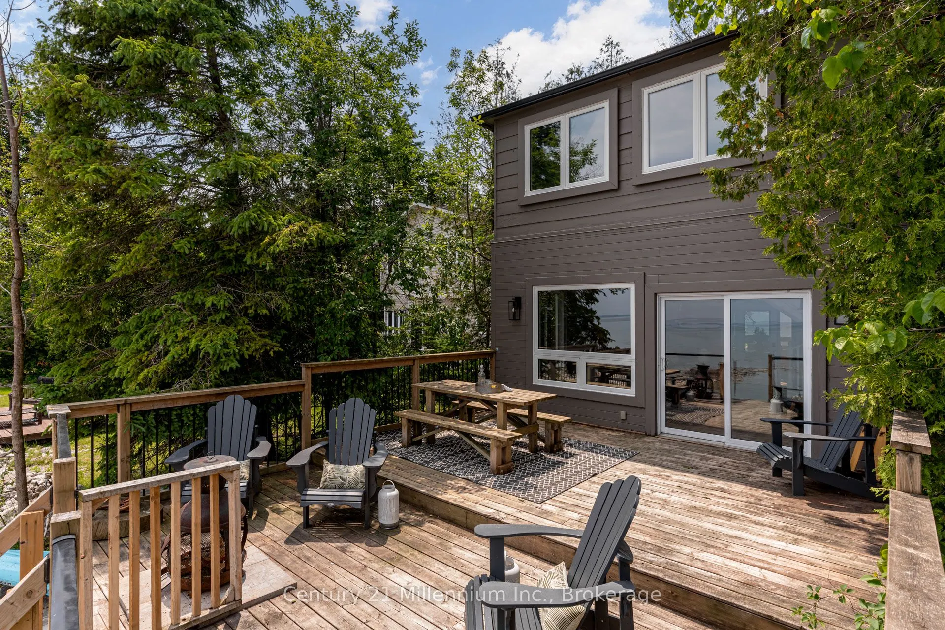 75 Glen Road