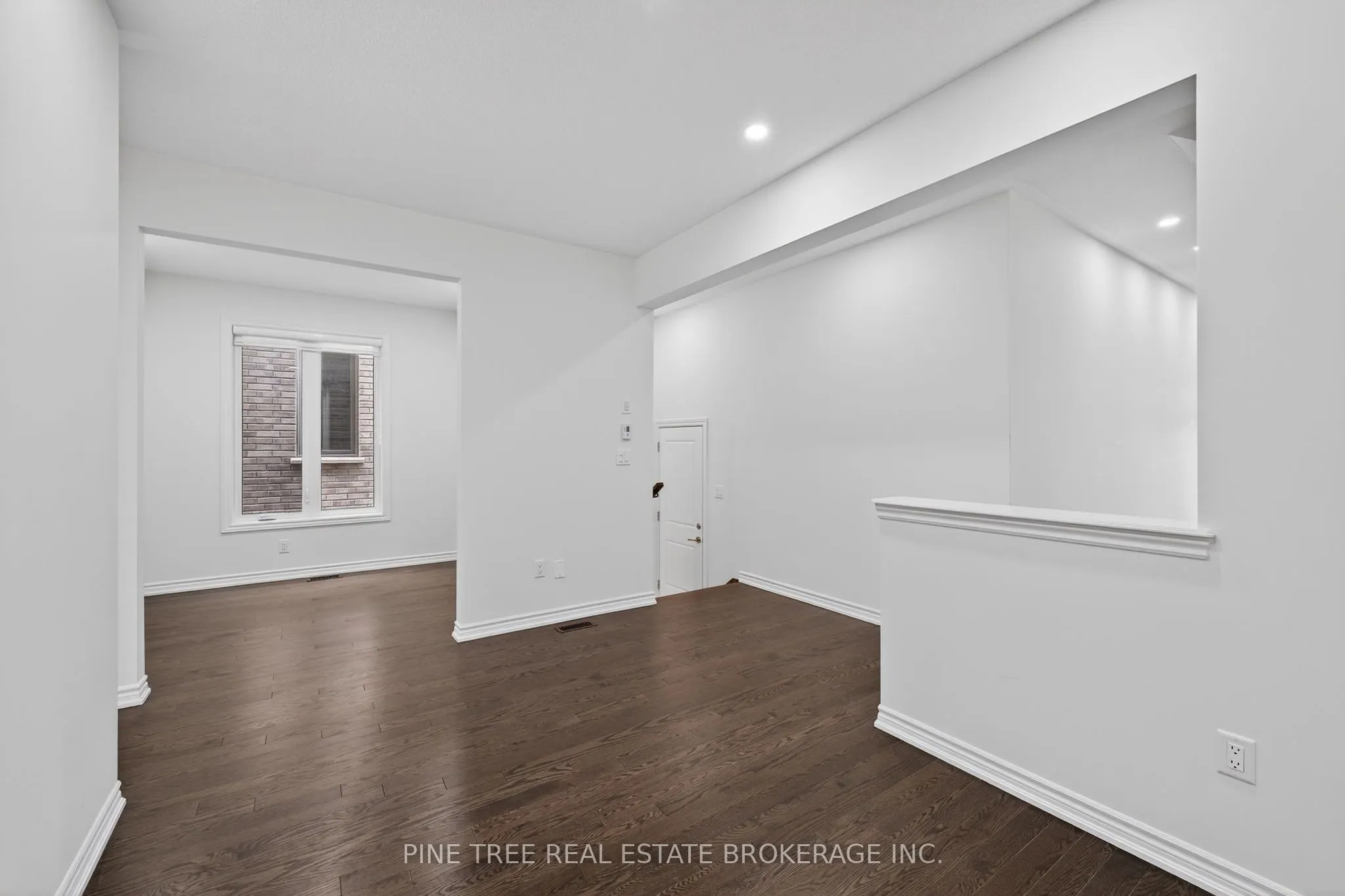 11 Phoenix Boulevard