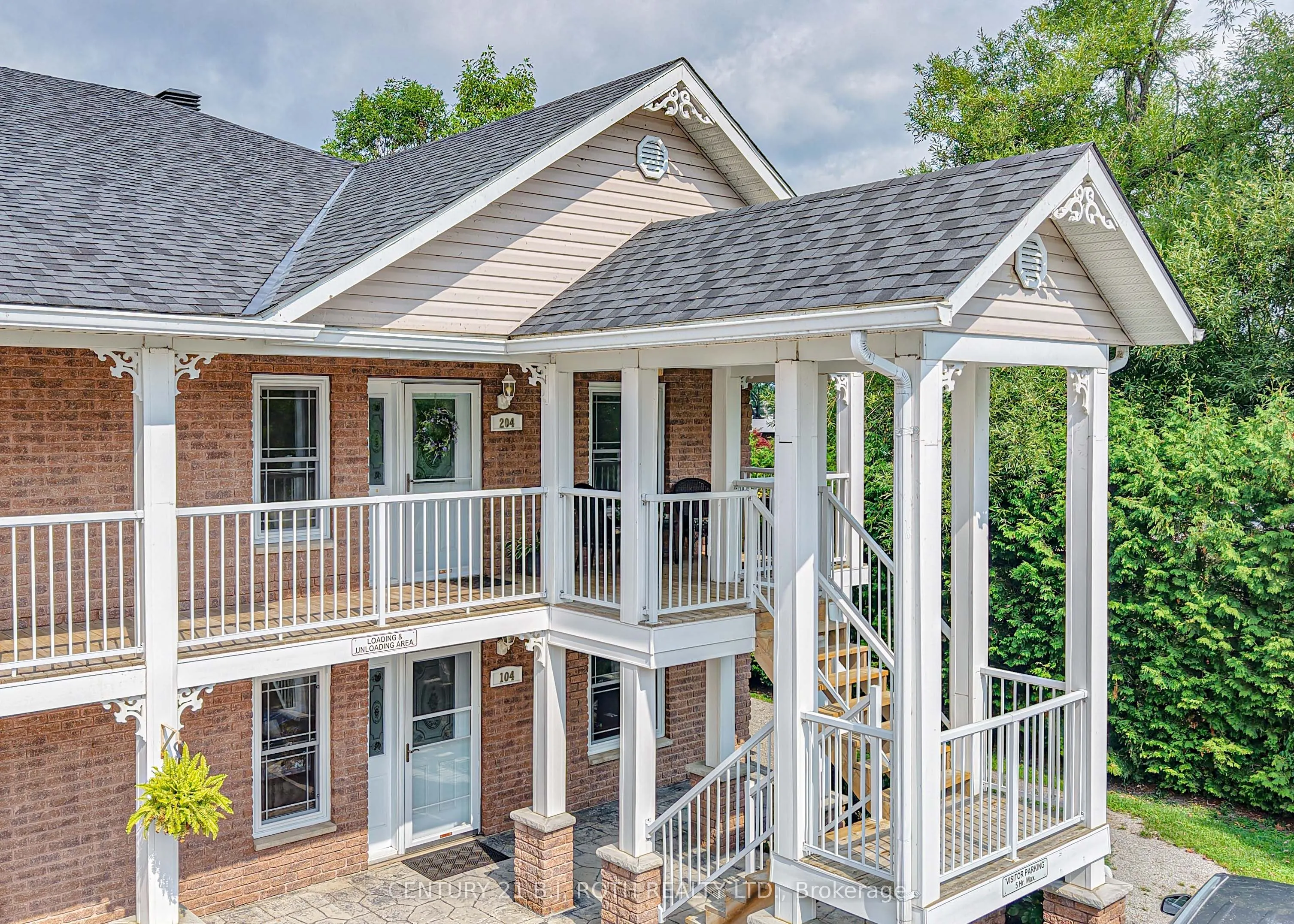 43 Creighton Street, #204