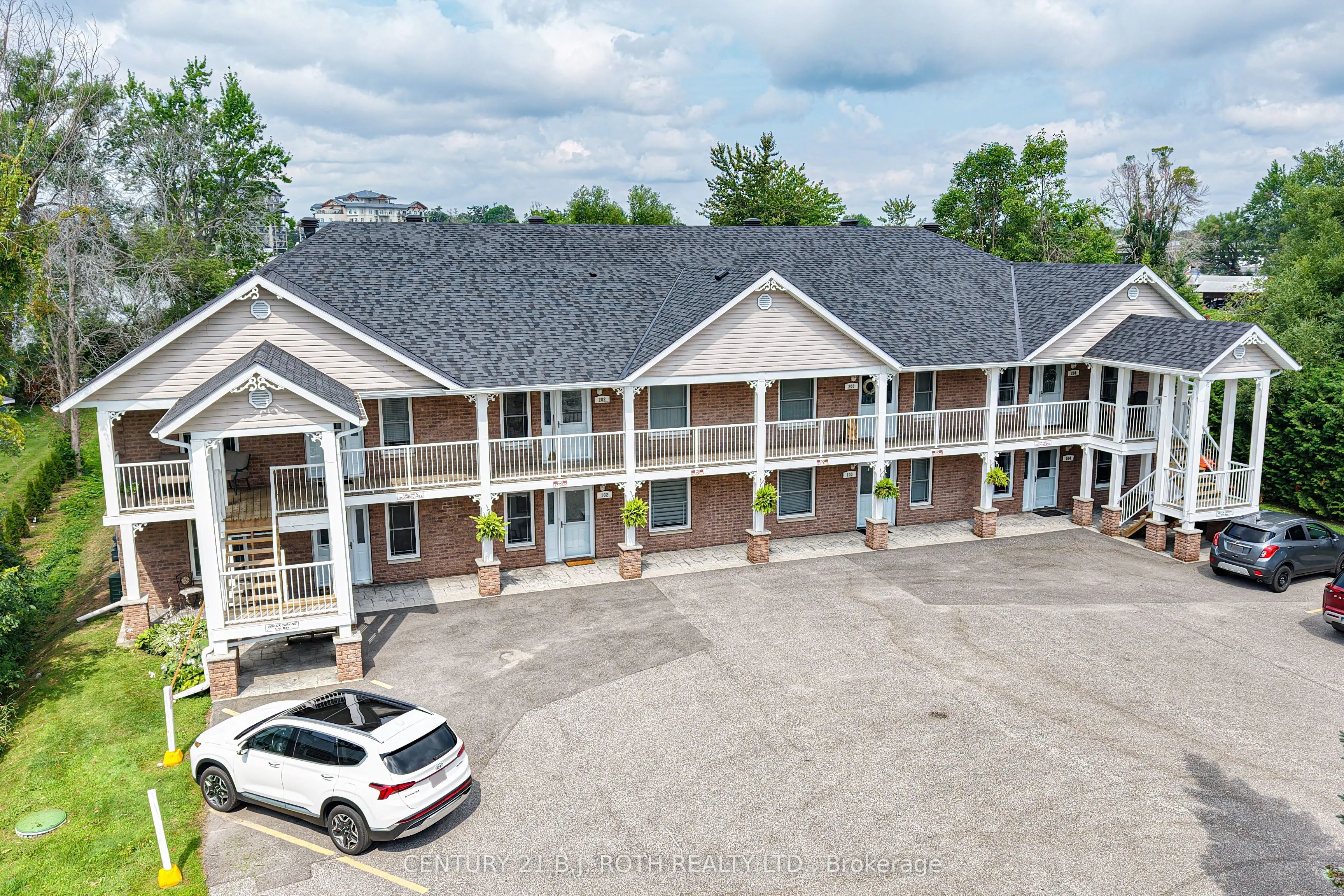 43 Creighton Street, #204