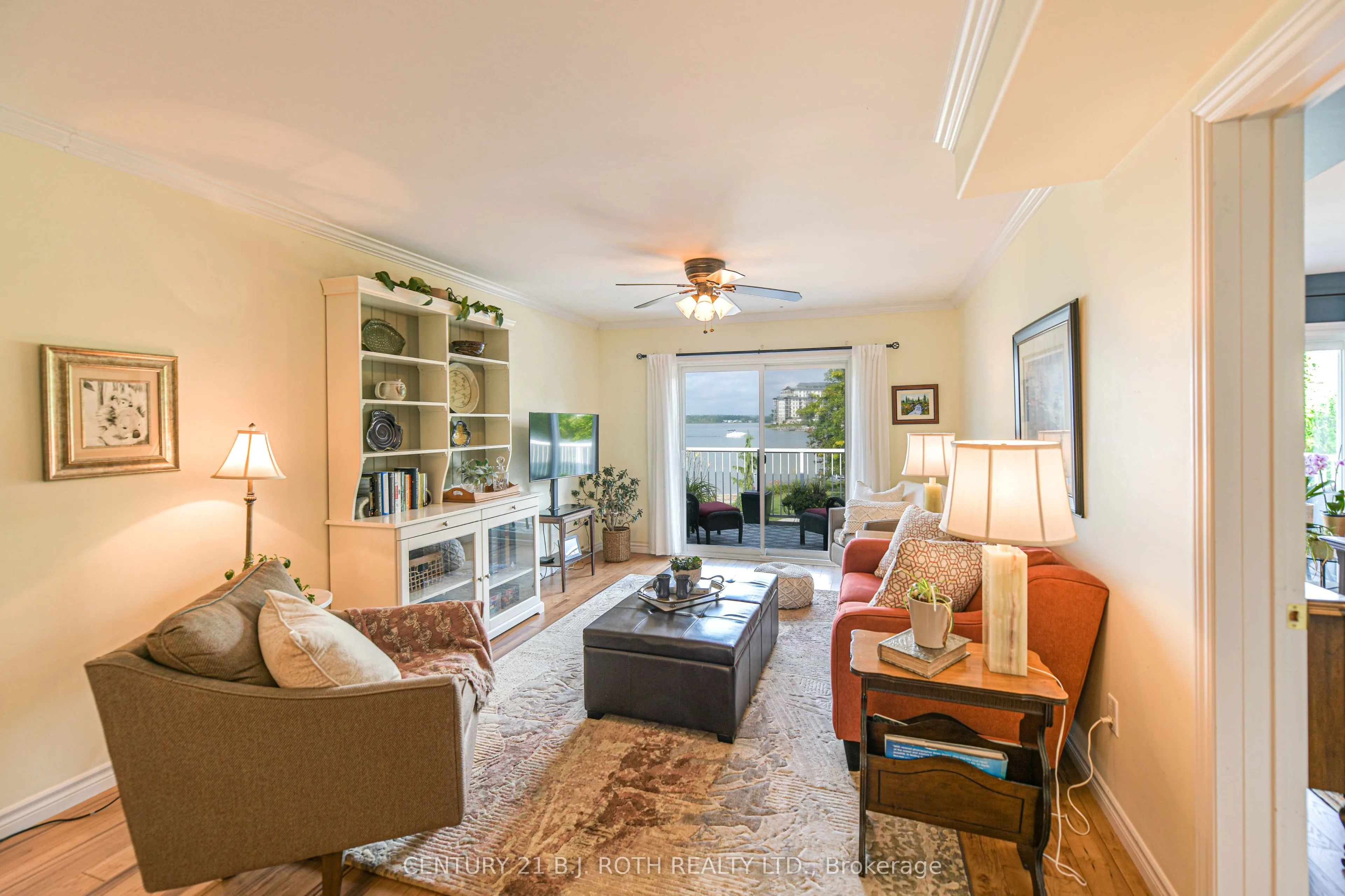 43 Creighton Street, #204
