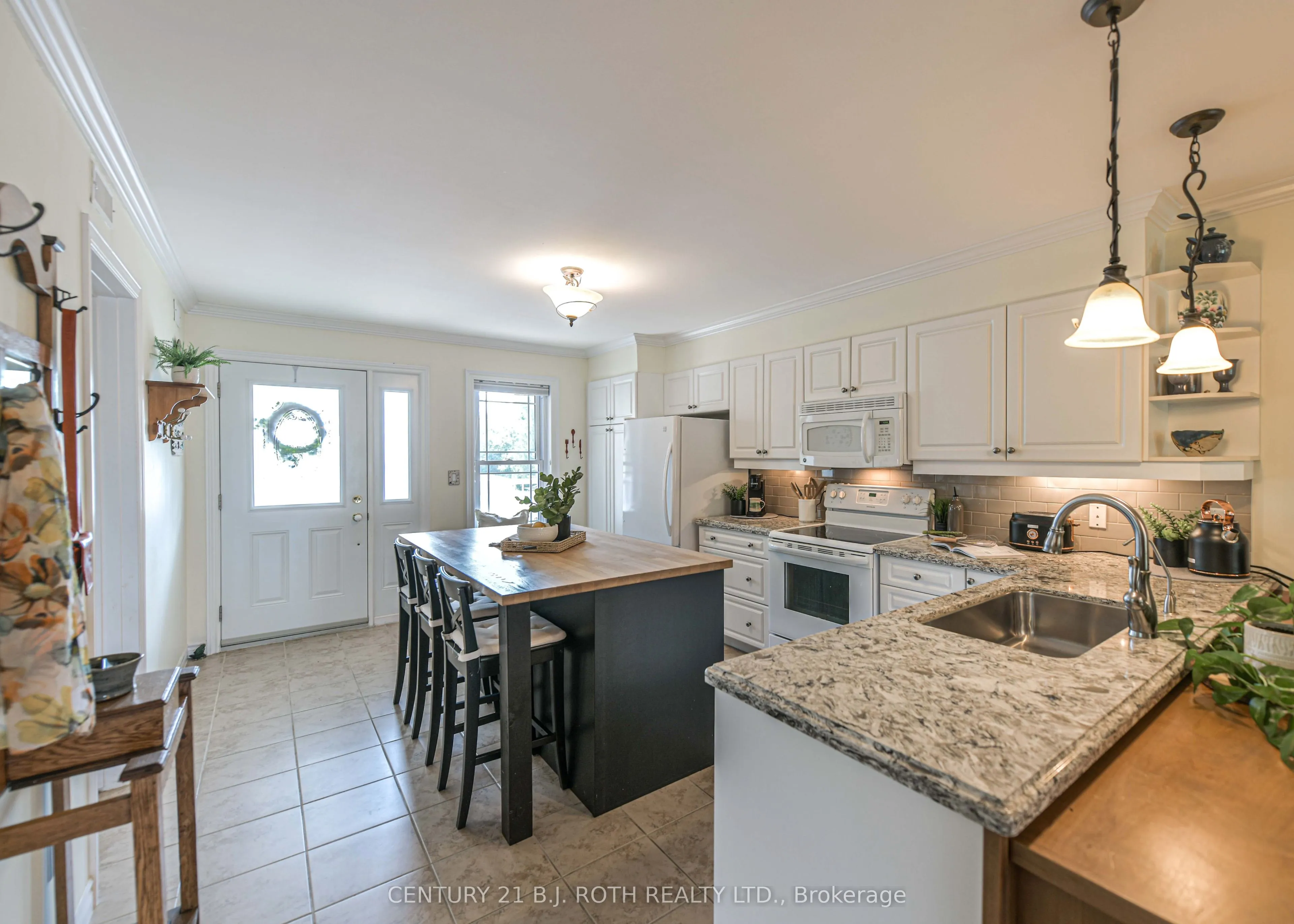 43 Creighton Street, #204